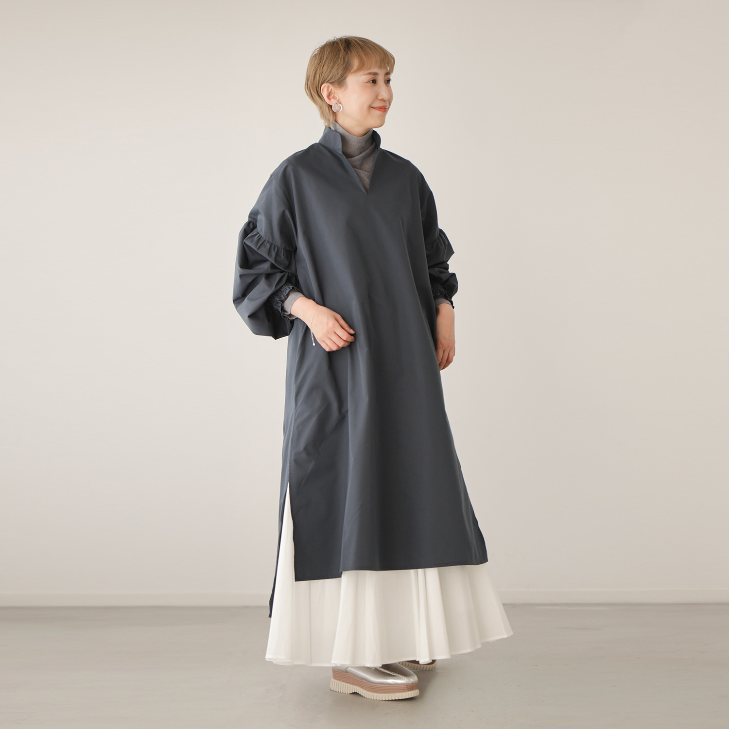 ワンピース セレクト　バイ　カワル ぽわん袖が着映えする！ シワになりにくい チュニックワンピース