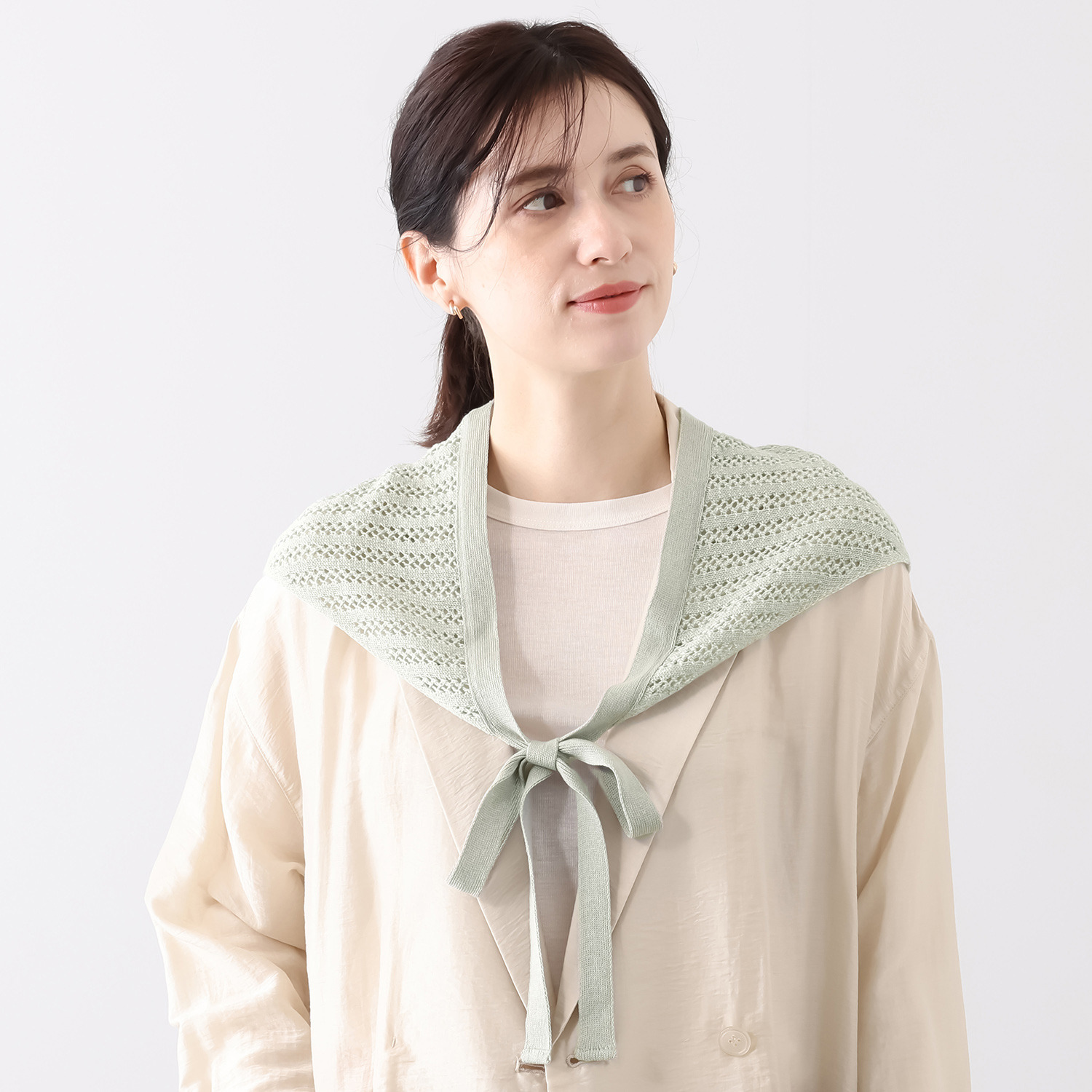 ベル・モード 日本製 綿混スクエアレースの 三角ニットストール