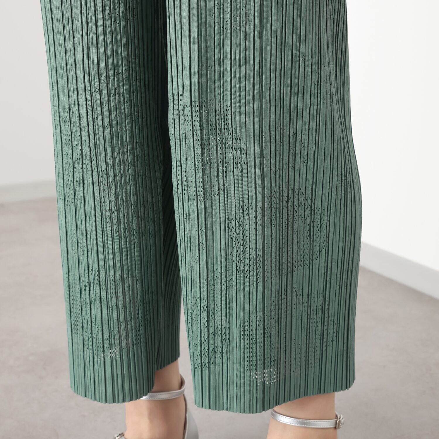 エム　アンド　キョウコ プリーツパンツ