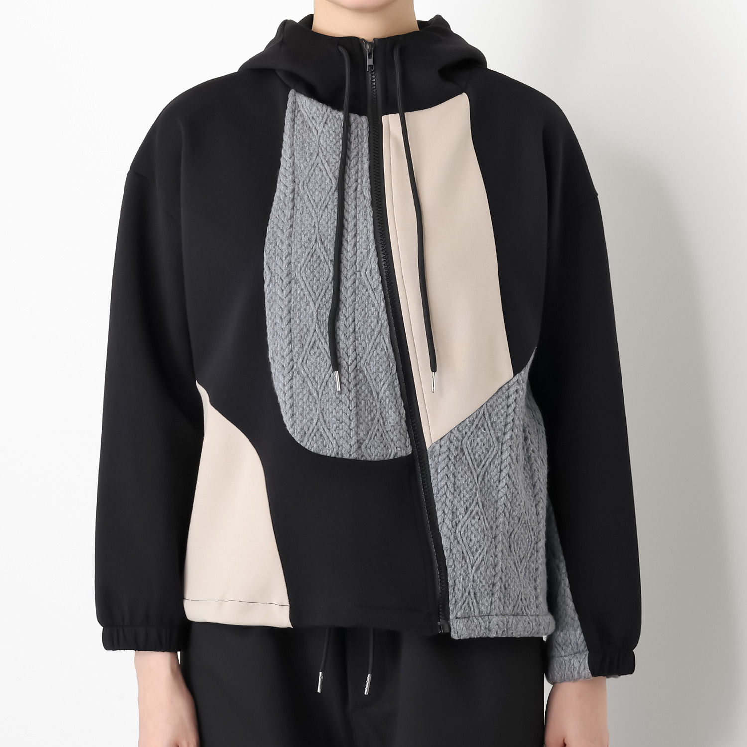 プラスエム 異素材切替 デザインパーカー