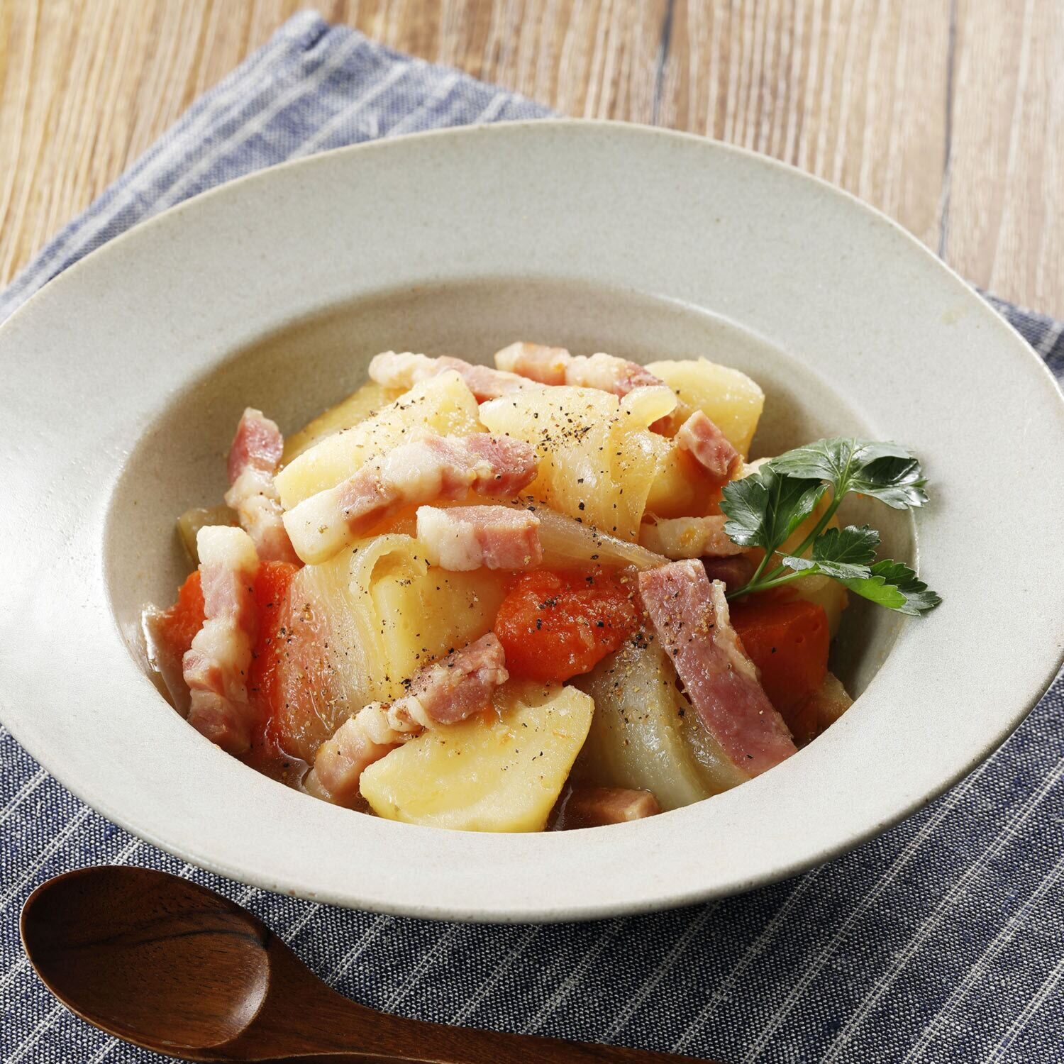 簡単便利！ パラパラベーコン