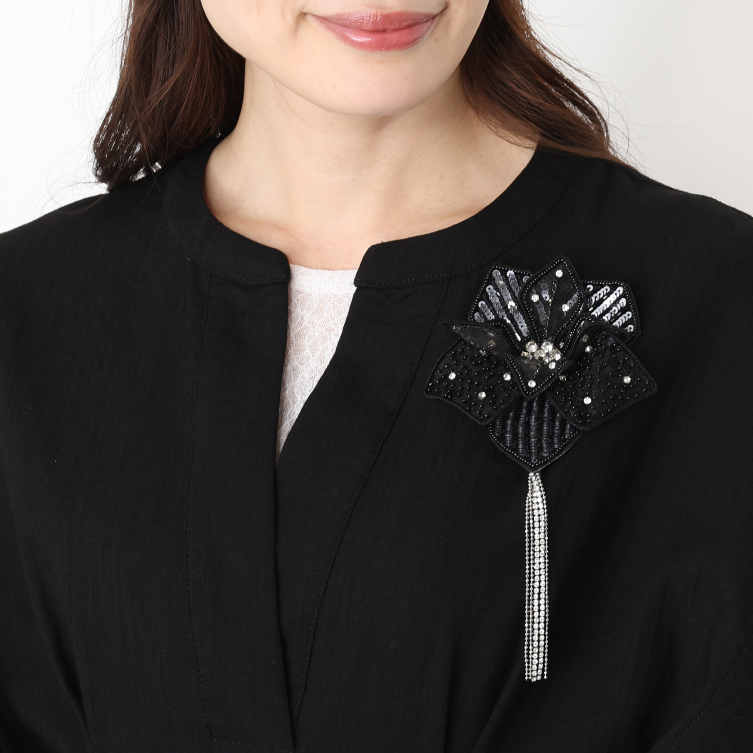 ユキコ　ハナイ エレガント スパンコールビジュウ フラワー マグネットブローチ