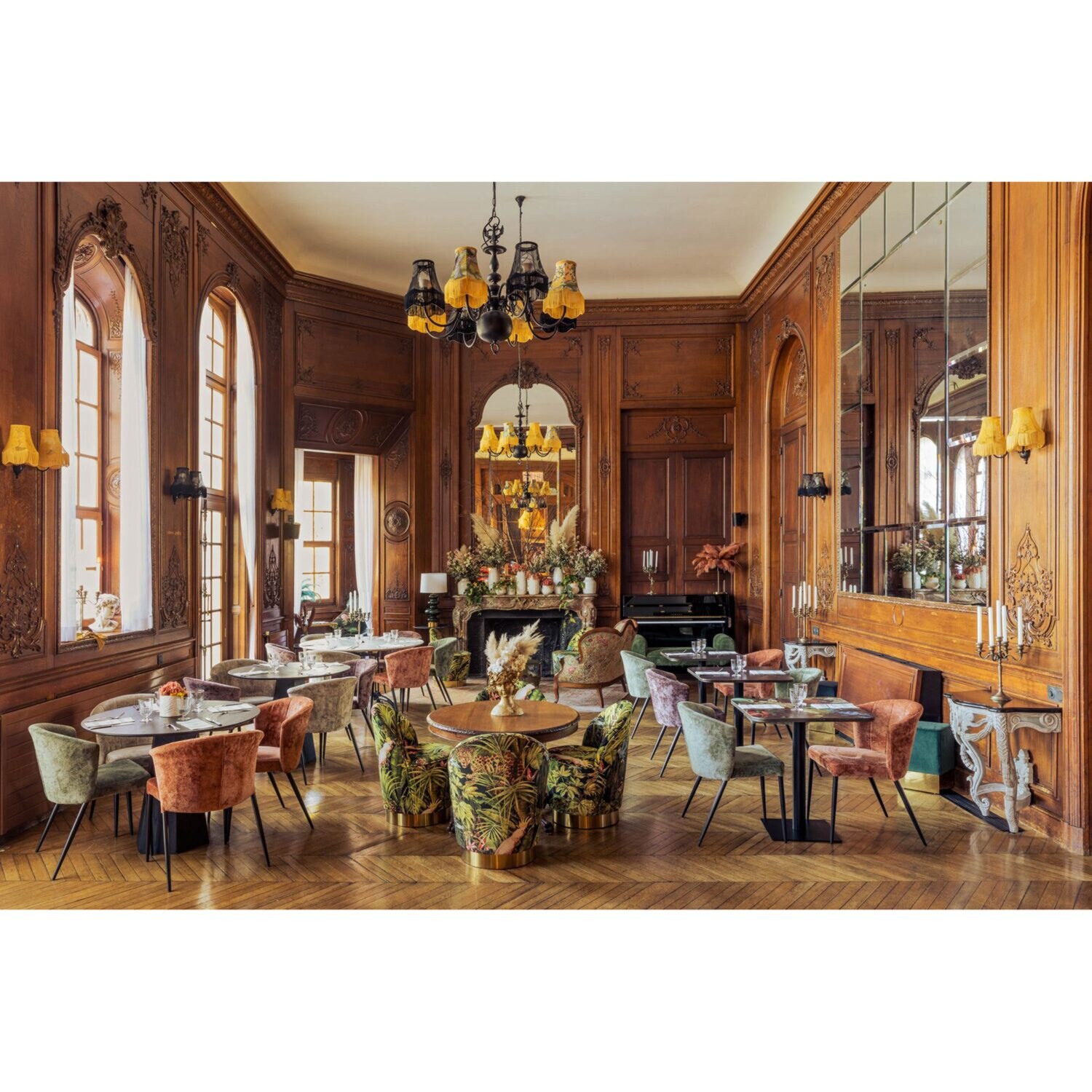 大人時間を愉しむ 癒しの南仏ニース＆ 花の都パリをめぐる フランス８日間 “羽田空港発着 　２名１室”