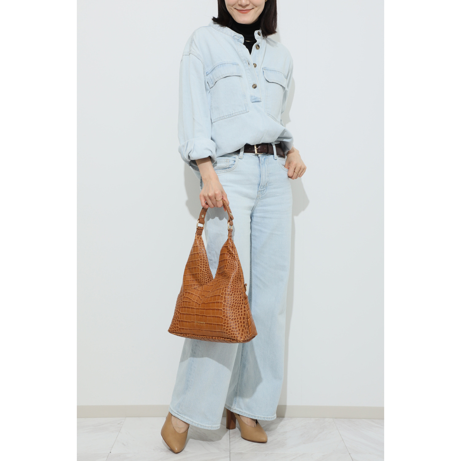 クラウディア ＜イタリア製＞ ソフトカーフレザー クロコダイル型押し ２ウェイバッグ