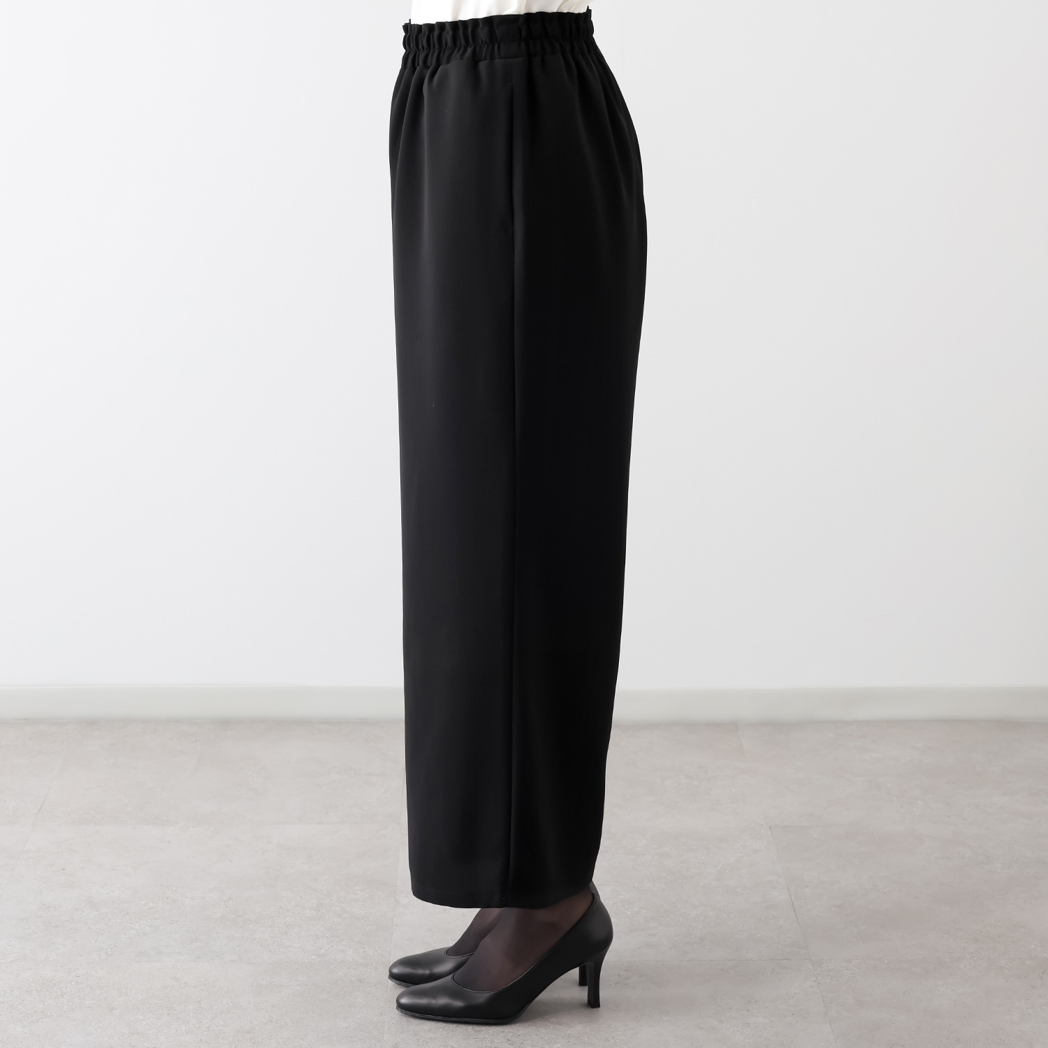 岩佐 国内生産 国内生地 ワイドシルエット フォーマルパンツ