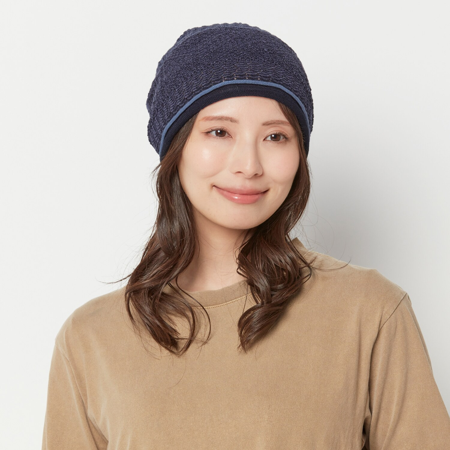 タイムクロス 日本製　超軽量 洗えるシルク混の ホールガーメント（Ｒ） おうちニット帽