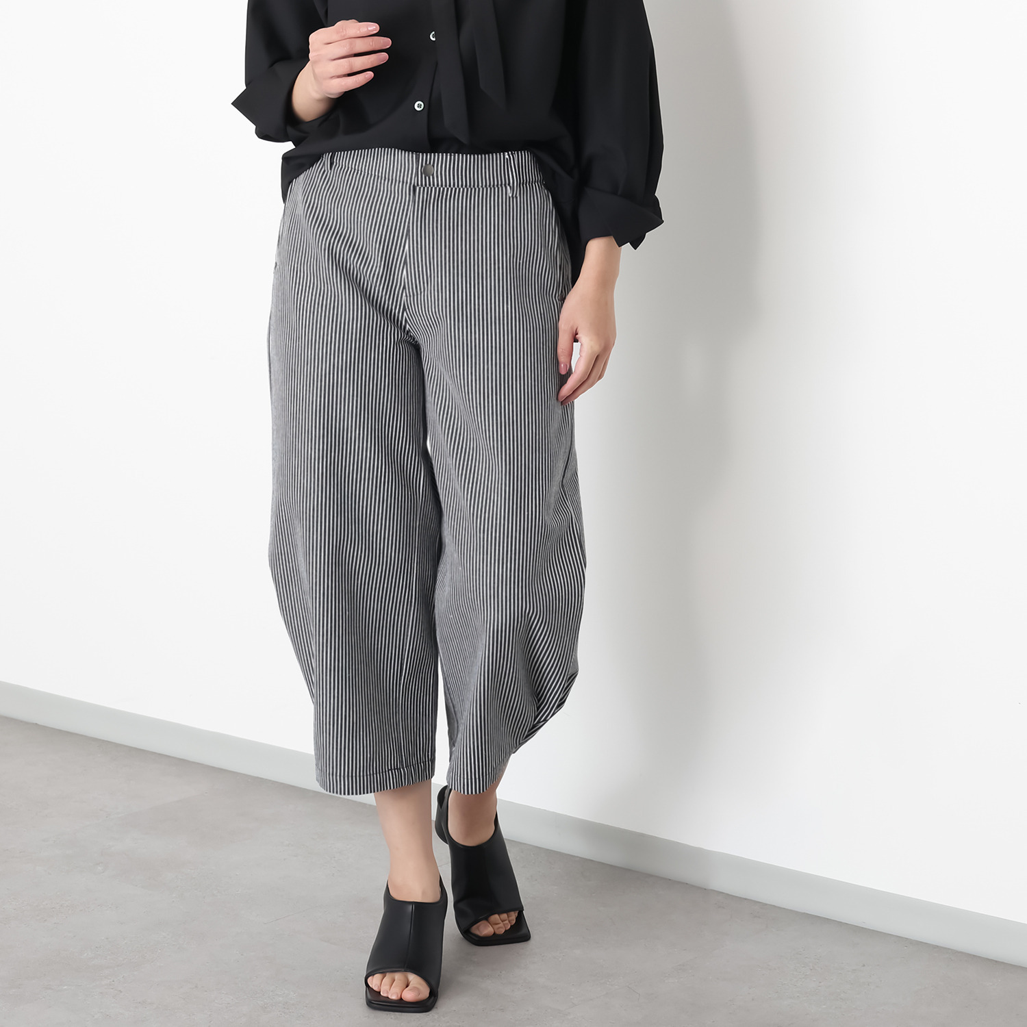 コモエリークローゼット ストレート＆コクーン デニムパンツ