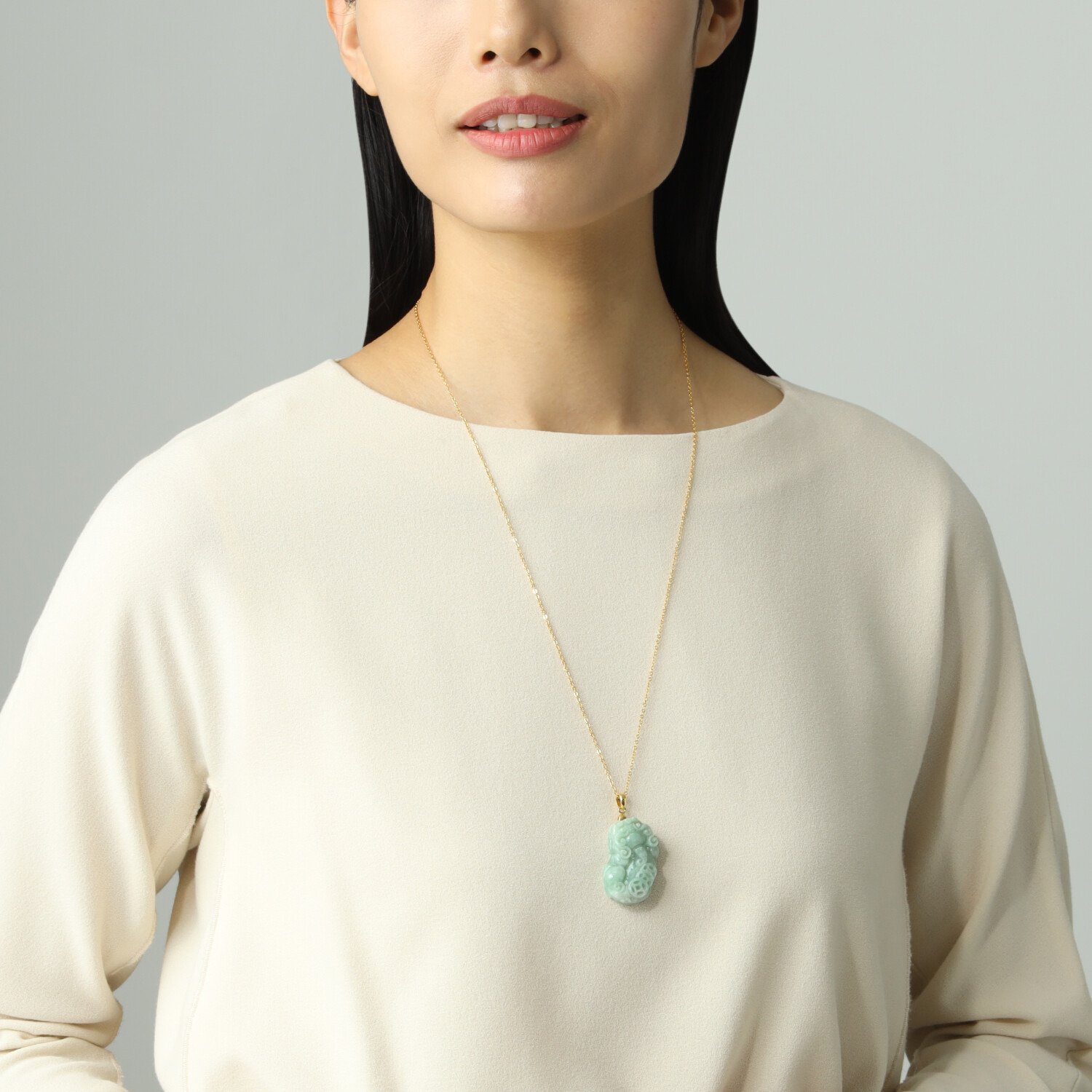 マスターストーン シルバー 無着色本翡翠 貔貅（ひきゅう）彫り ペンダントトップ