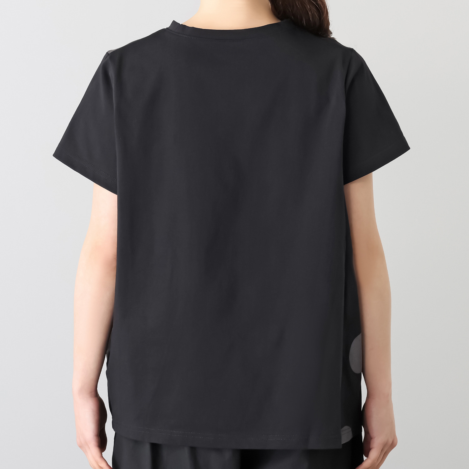 コイビトミサキ　ブラック シャーリングアクセント デザインプルオーバー