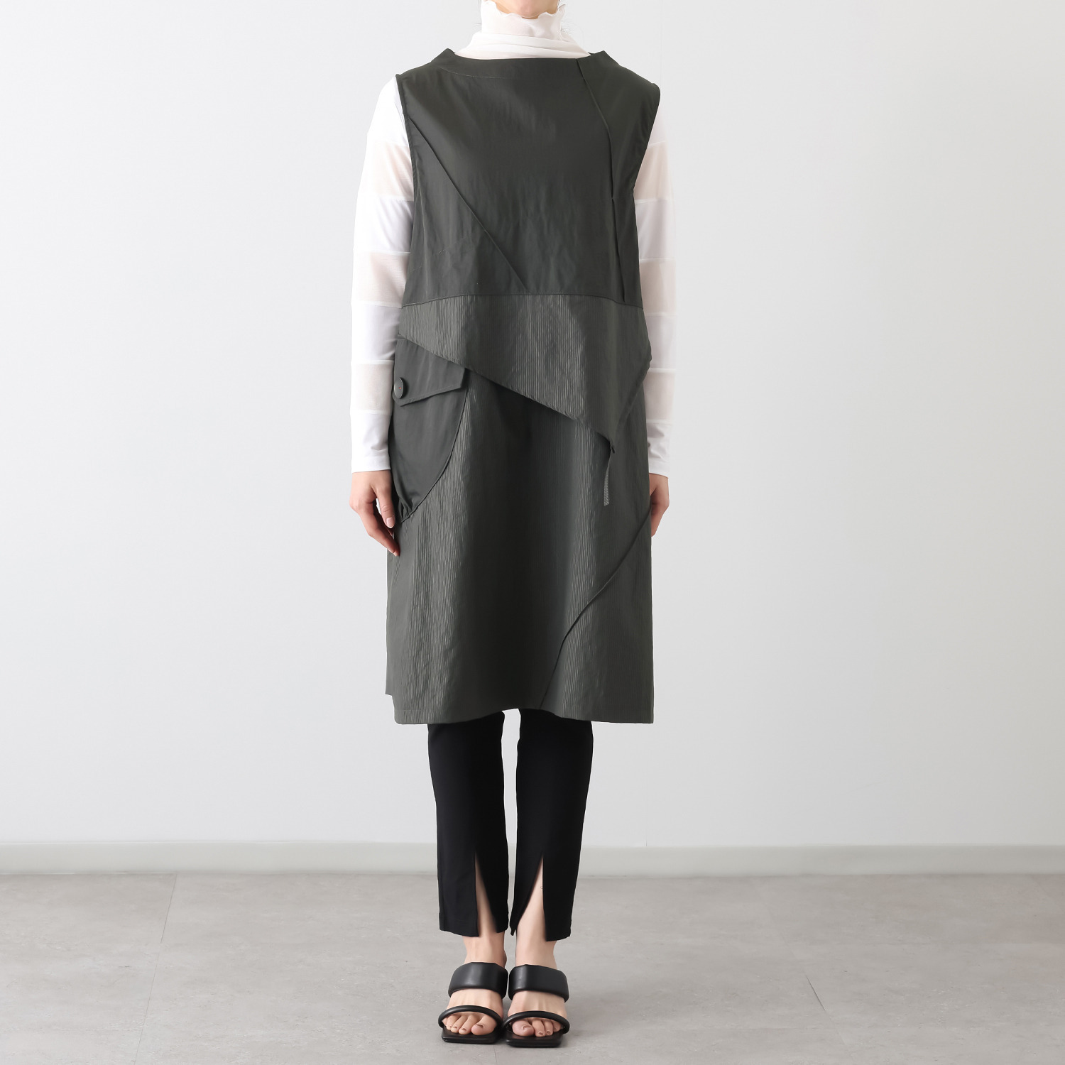 コイビトミサキ　ブラック 異素材切替 ノースリーブ ワンピース