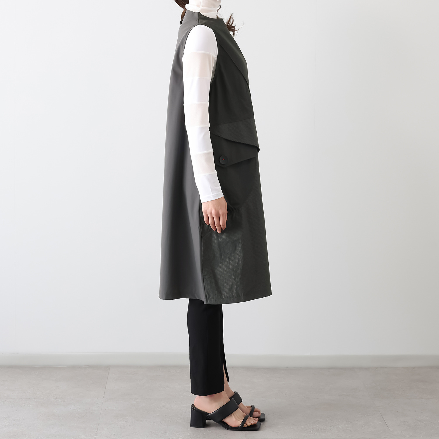 コイビトミサキ　ブラック 異素材切替 ノースリーブ ワンピース