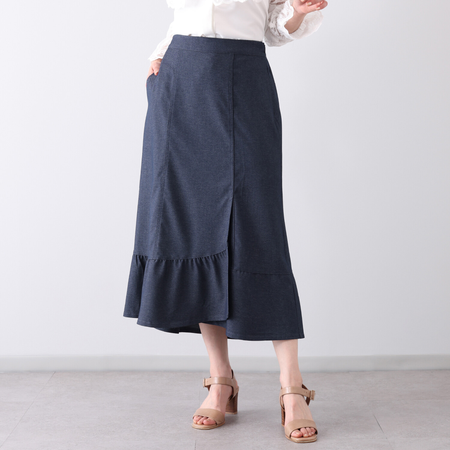 ミューリエ デニム見えで品良く旬顔 ラップ風 マーメイドスカート