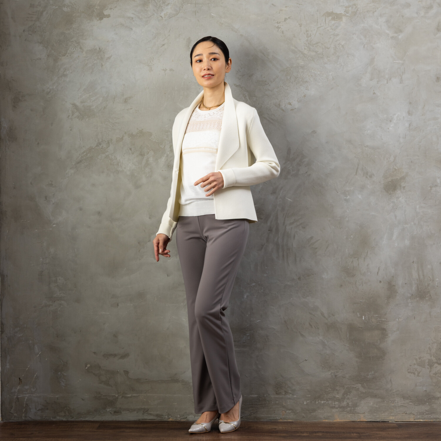 上質ごこち アルディナ はくだけで脚長美人見え 極上ドレープパンツ ＜股下６５ｃｍ＞