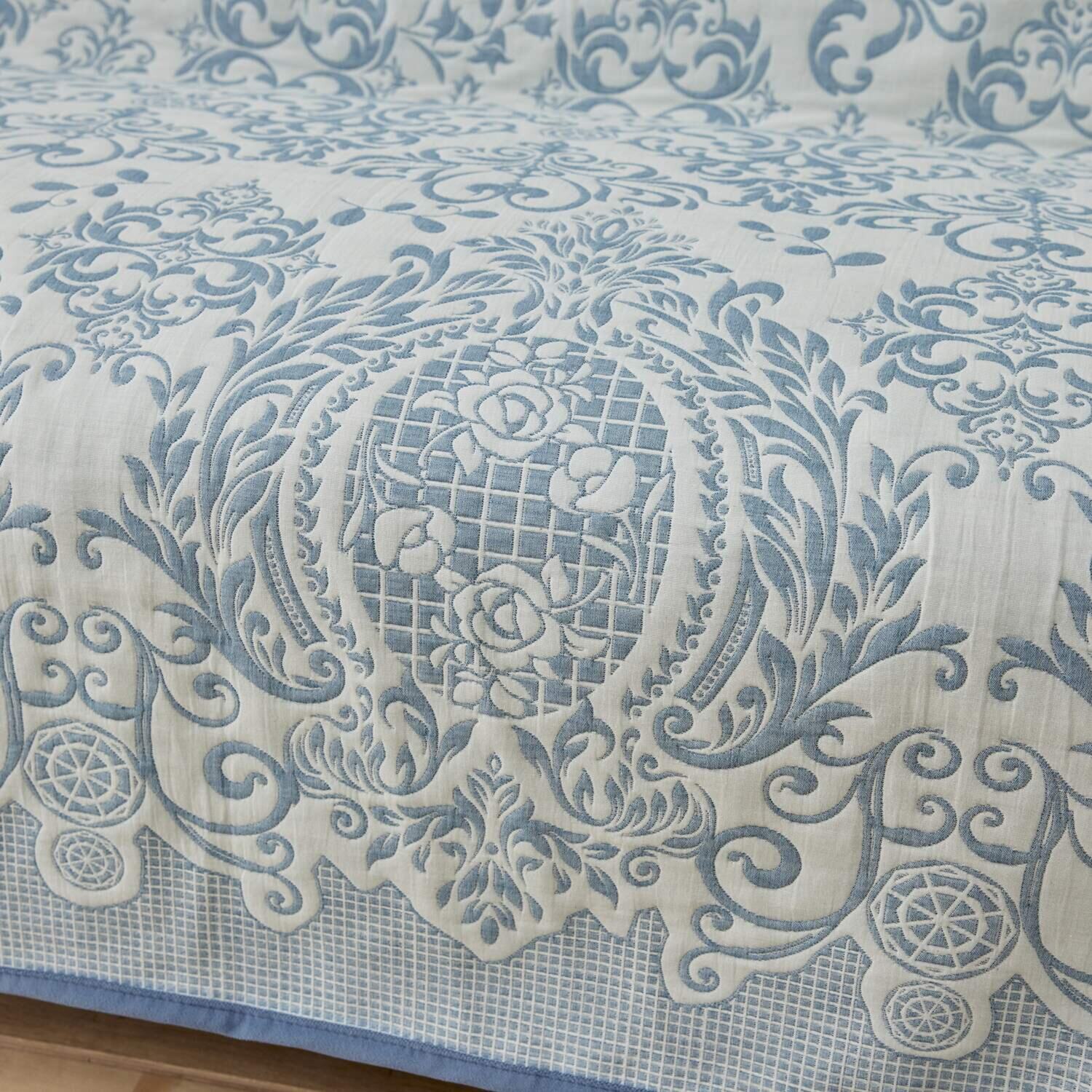 スワトウ刺しゅう協会 認定デザイン マルチカバー ＜１９０×２４０ｃｍ＞