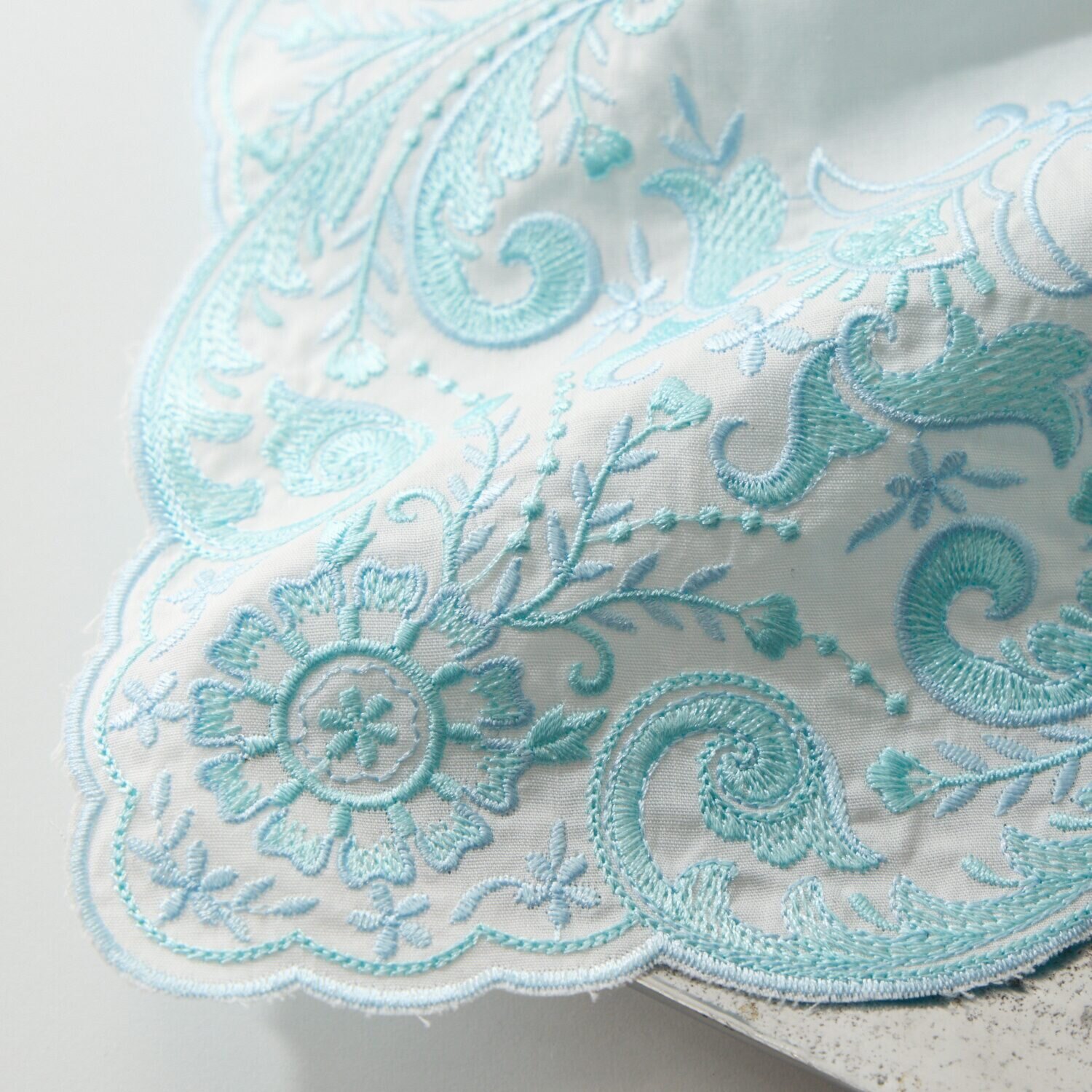 スワトウ刺しゅう オーダーメイド ハンカチ