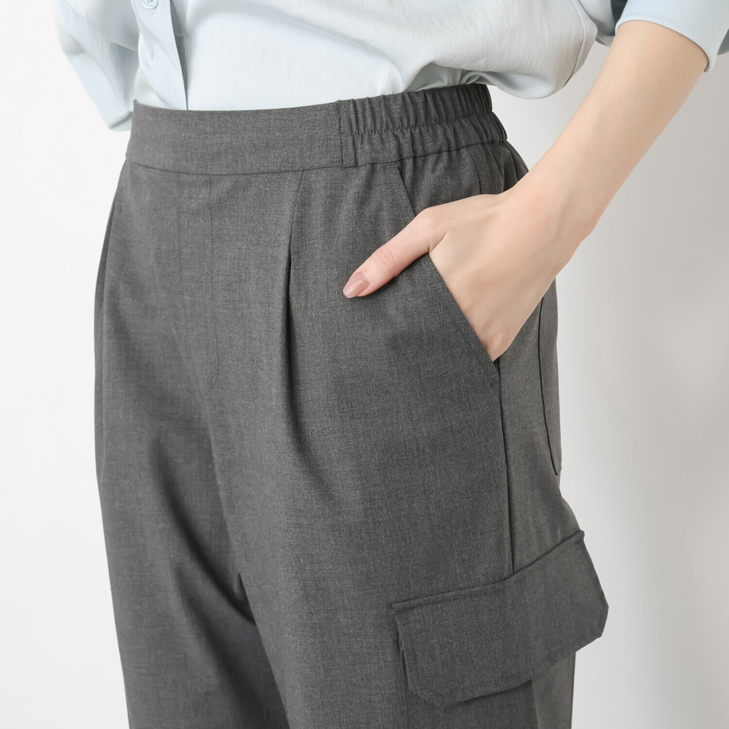 ２１２キッチンストア すらりとラク美 大人上品カーゴパンツ