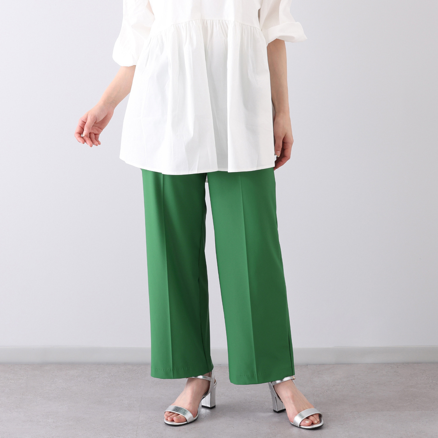 ピーツー 接触冷感・吸水速乾 多機能ストレッチ センタープレス ワイドストレートパンツ