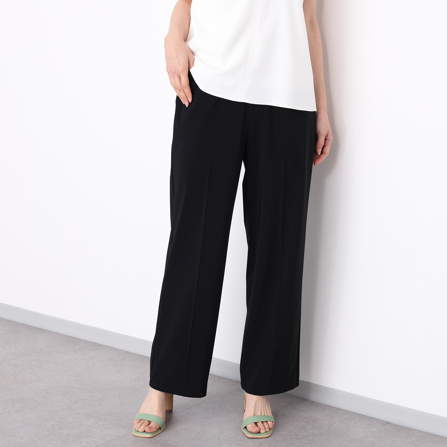 ピーツー 接触冷感・吸水速乾 多機能ストレッチ センタープレス ワイドストレートパンツ