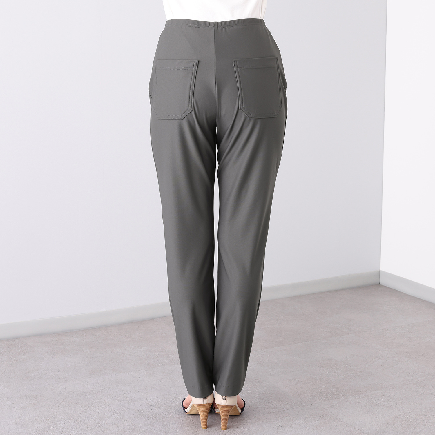 ピーツー 接触冷感・吸水速乾 多機能ストレッチ ゆったりすっきり アンクルパンツ ＜股下７２ｃｍ＞