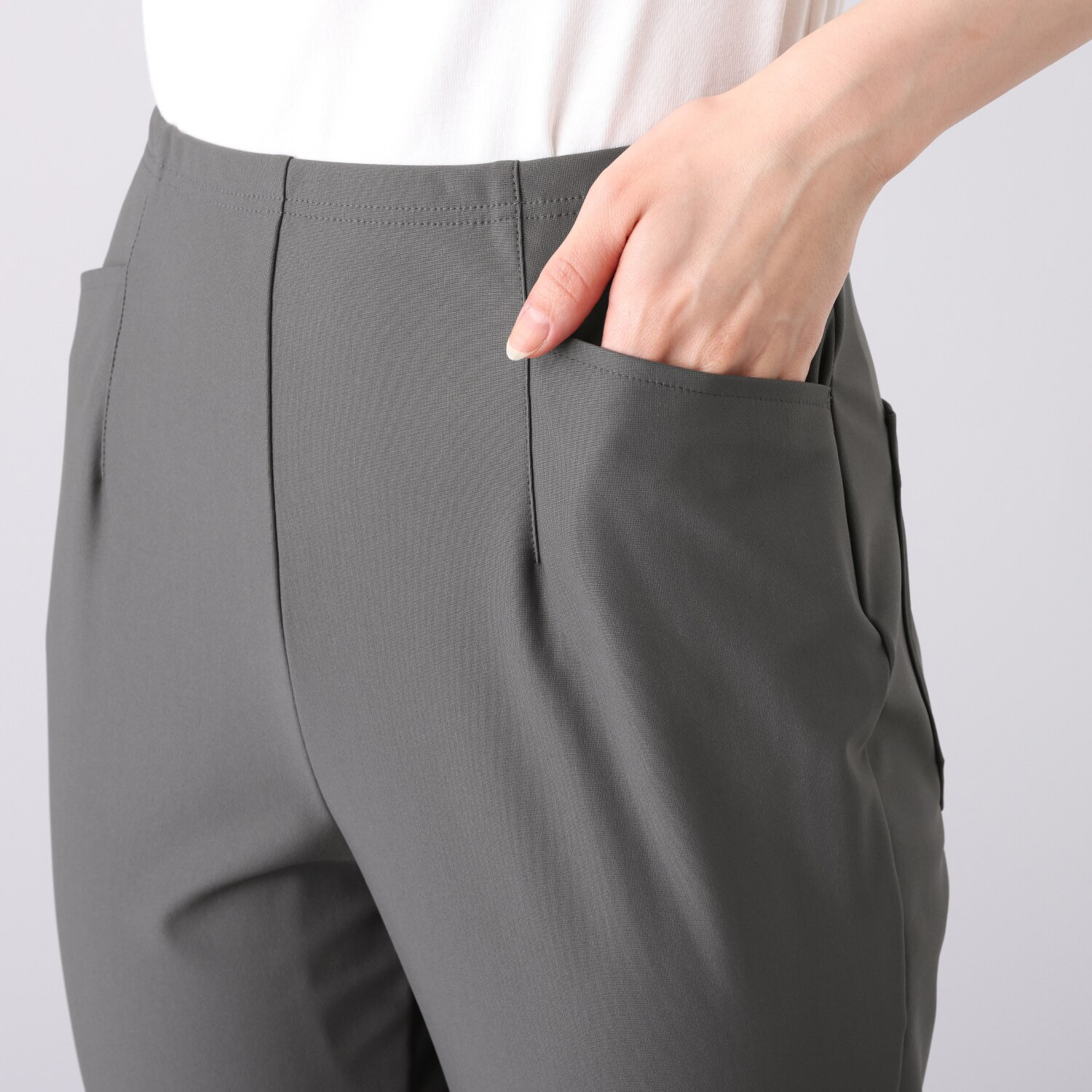 ピーツー 接触冷感・吸水速乾 多機能ストレッチ ゆったりすっきり アンクルパンツ ＜股下７２ｃｍ＞