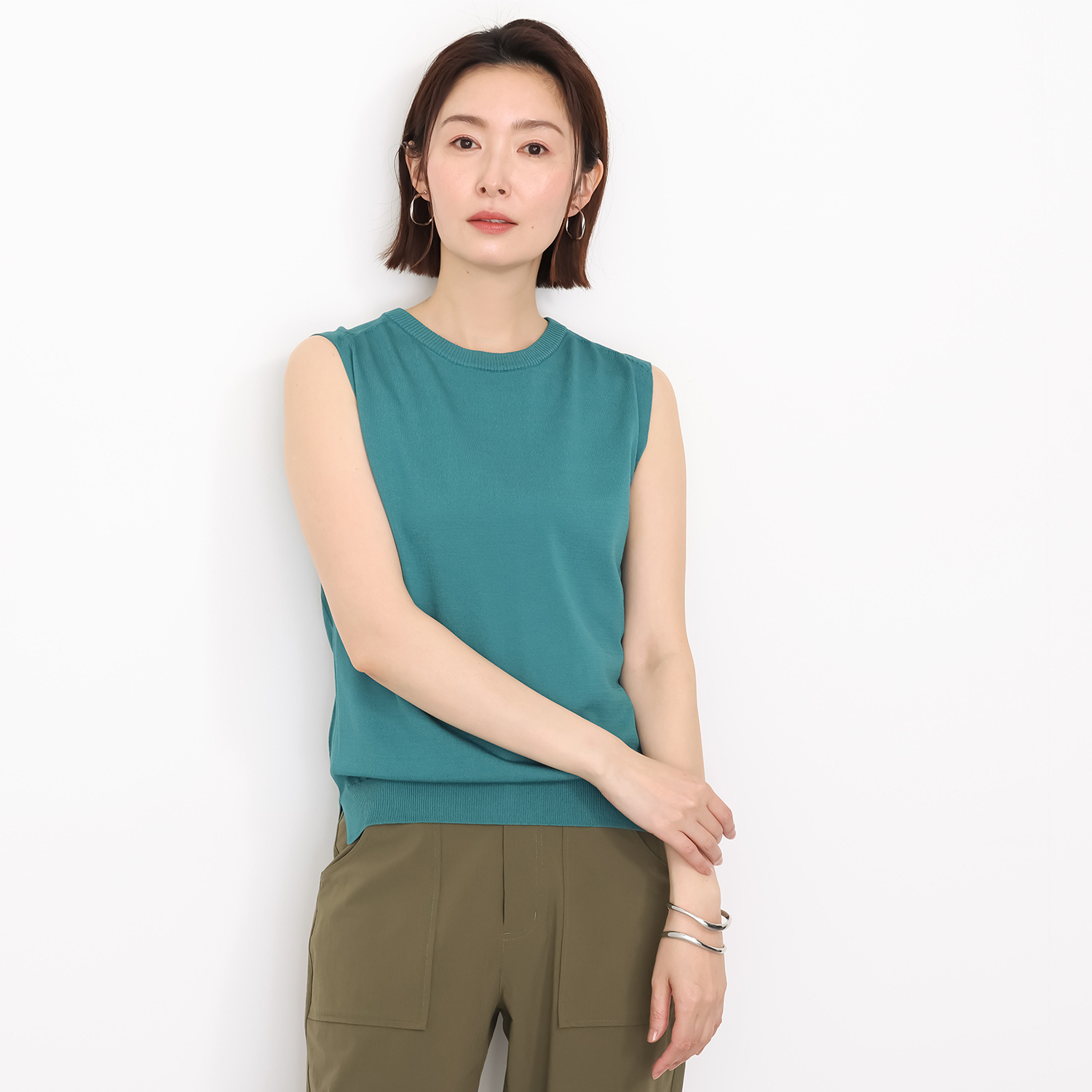 キリ　エ　キリ スリーブレス ニットプルオーバー