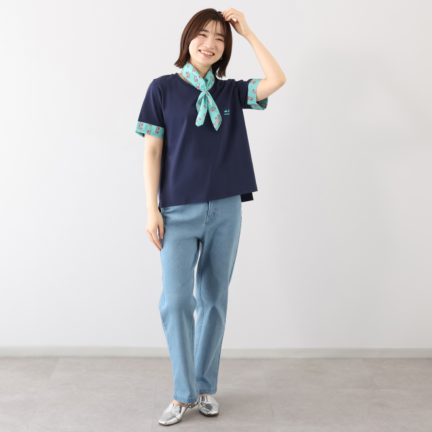 ポッシュボーイ バンダナ付 異素材切替 刺しゅうプルオーバー