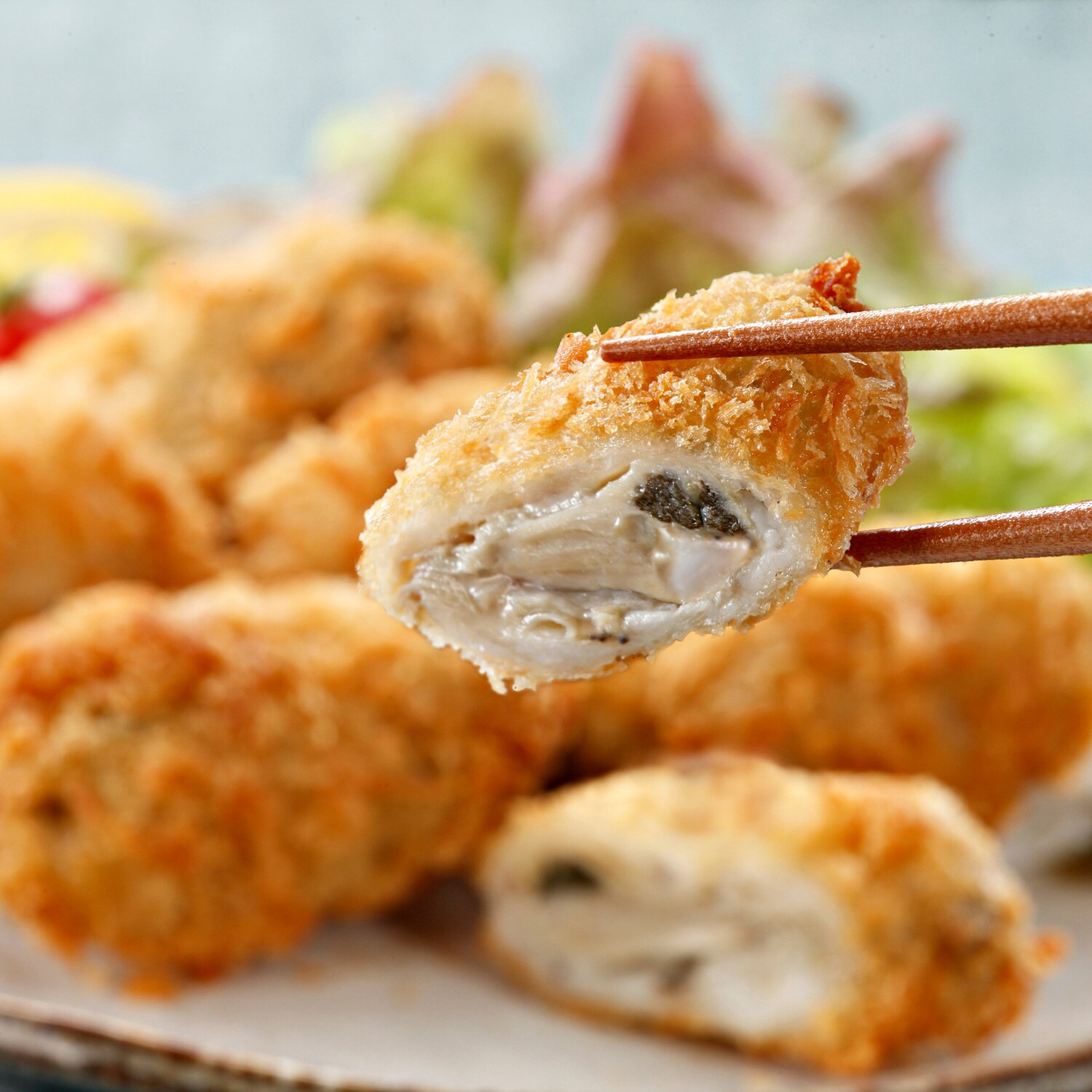 お手頃サイズ！広島県産 ジューシー牡蠣フライ