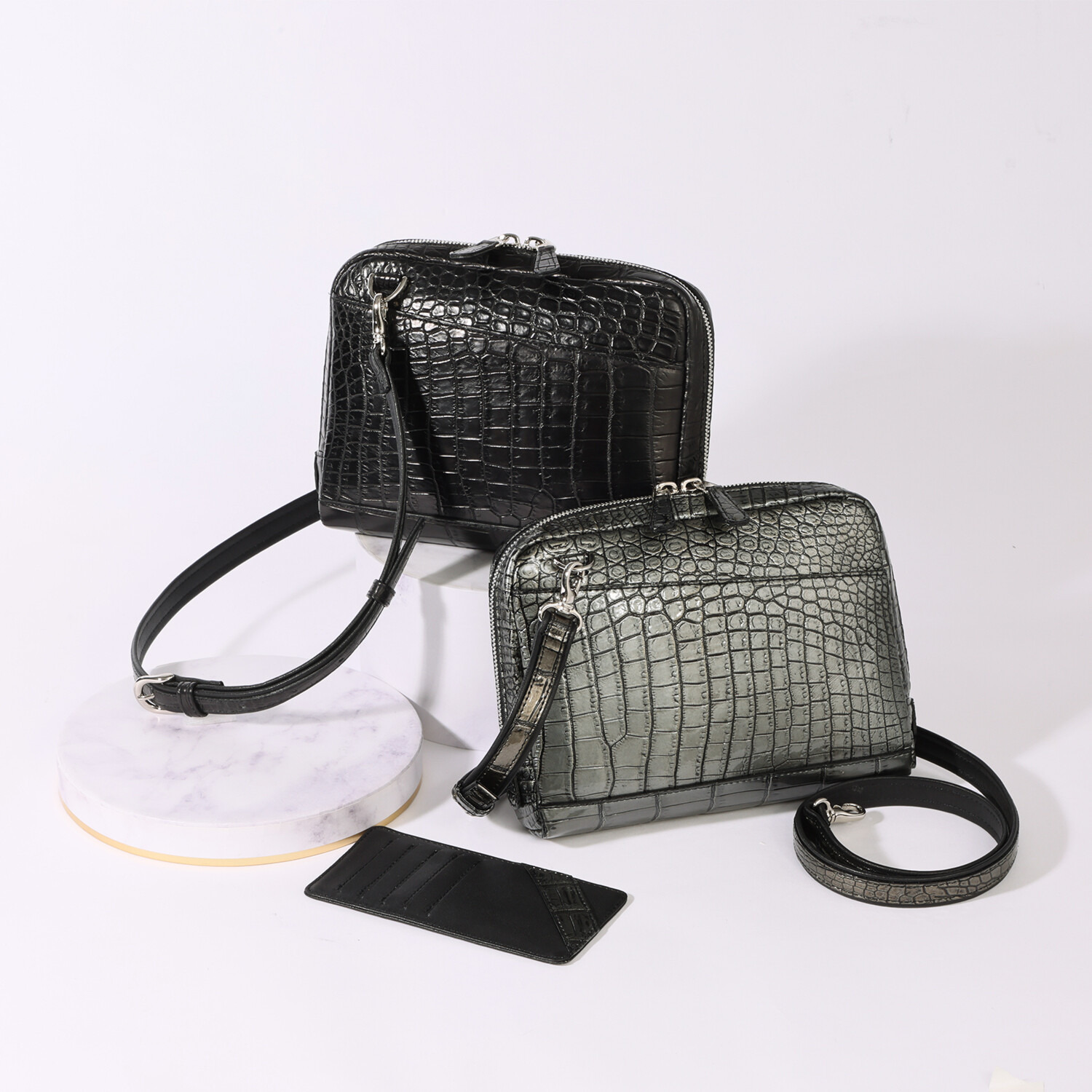 グラスクォーツ 日本製　クロコダイル カードケース付 ショルダーバッグ“ミア”