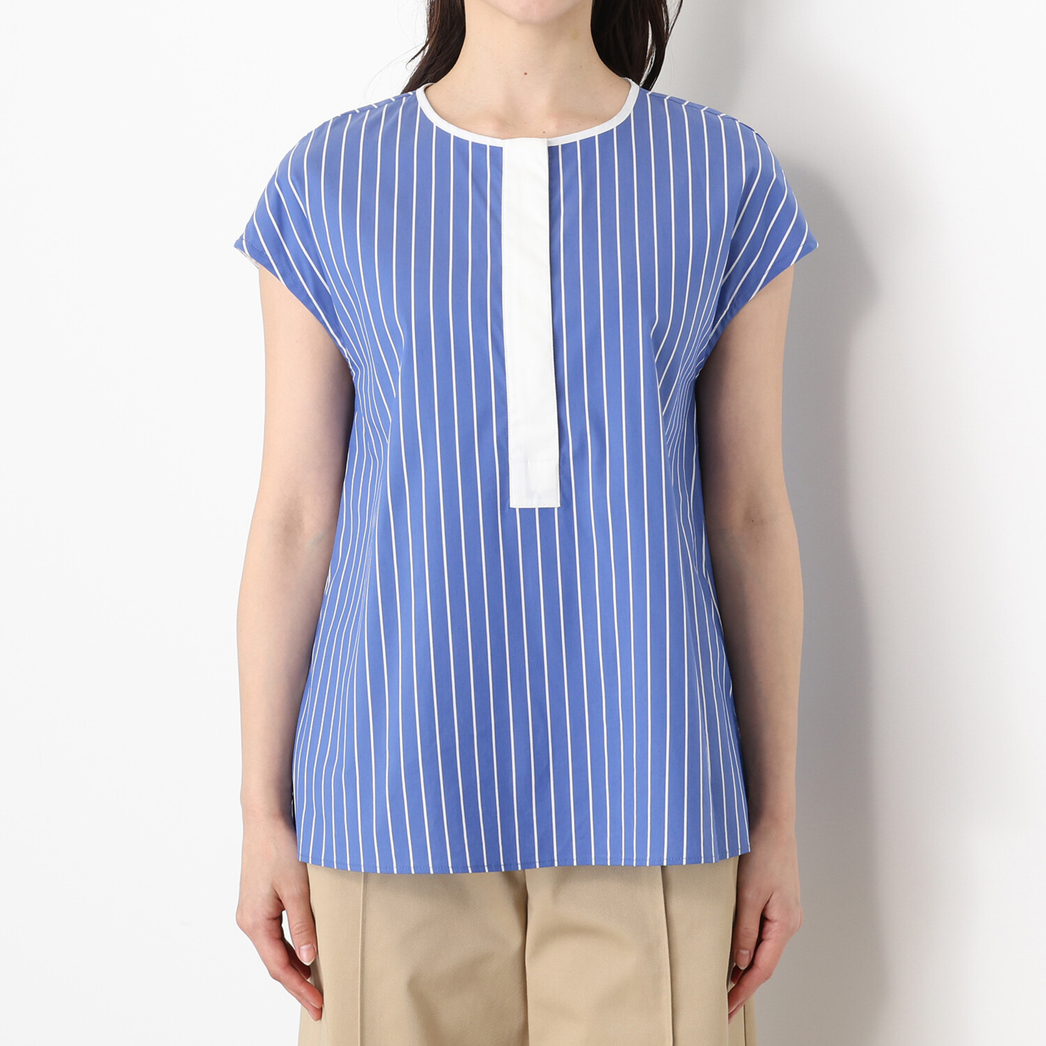 アンリック　オー　ブルー バイカラーで遊ぶ 比翼仕立て 大人なプルオーバー