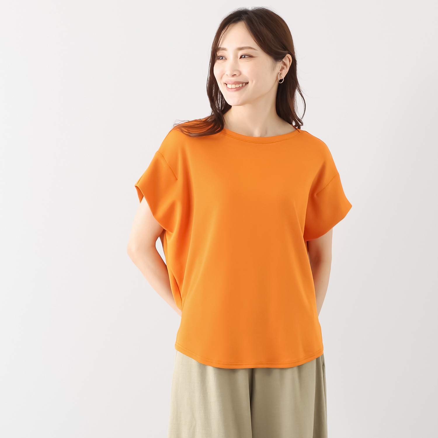 ココンライフ　ドゥ ＵＶカット サラッとモダール混 変形スリーブ デザインプルオーバー