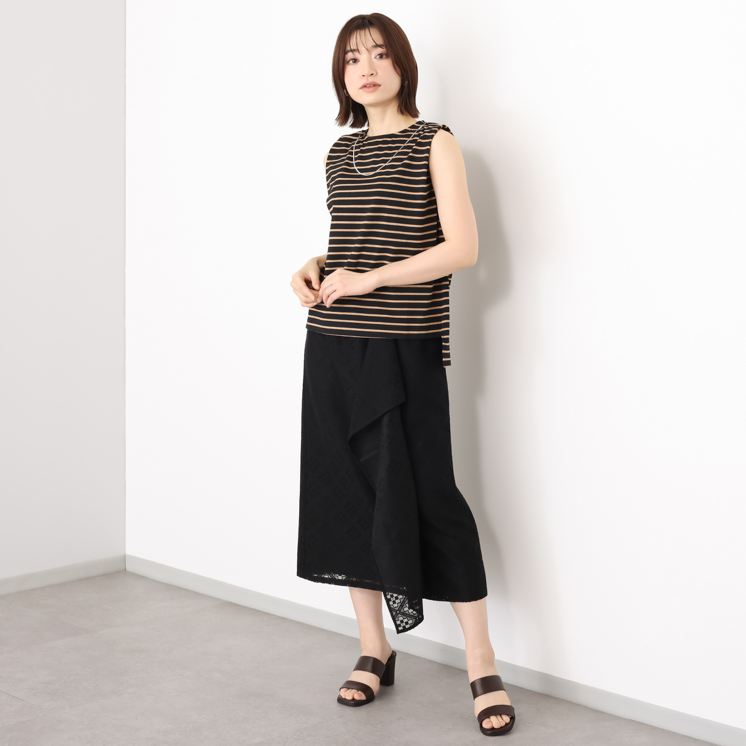 マチュート 着るだけで華やぐ ネックレスモティーフ付 美人カットソー ＜ボーダー柄＞