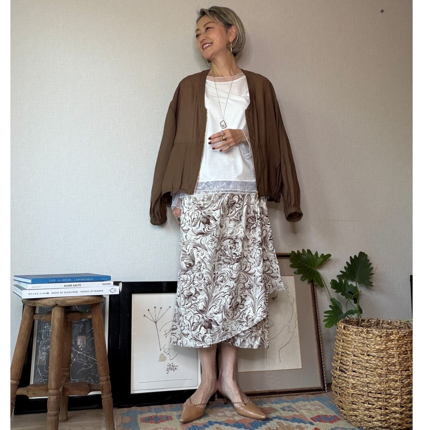 ラ　ヴァーグ　デトワール パッとまとえば スタイリングが華やぐ 総柄プリントの 簡単ラップスカート