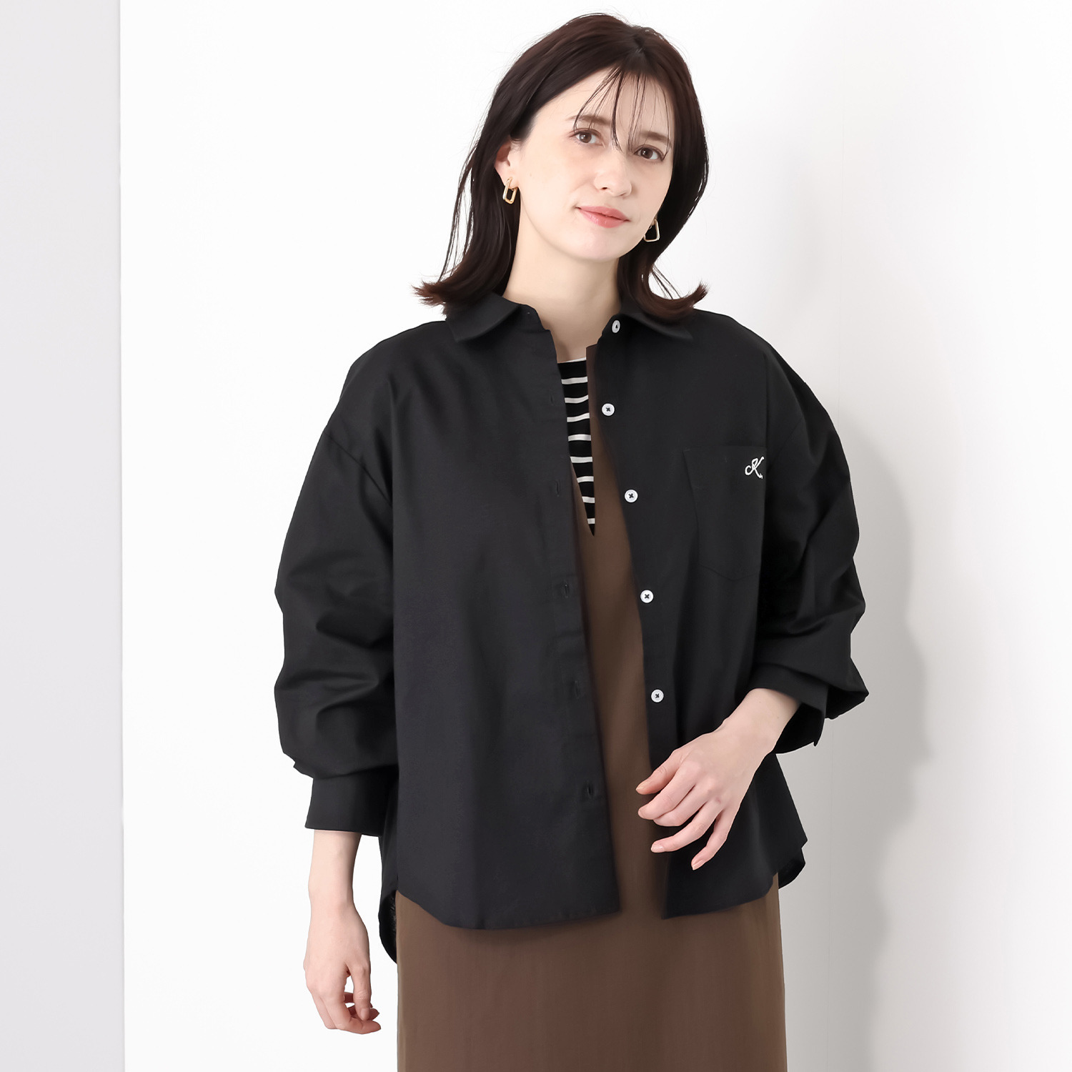 Ｋｕｎｎｙ． 大人のこなれ感を プラスする コットン麻 バックコクーンシャツ