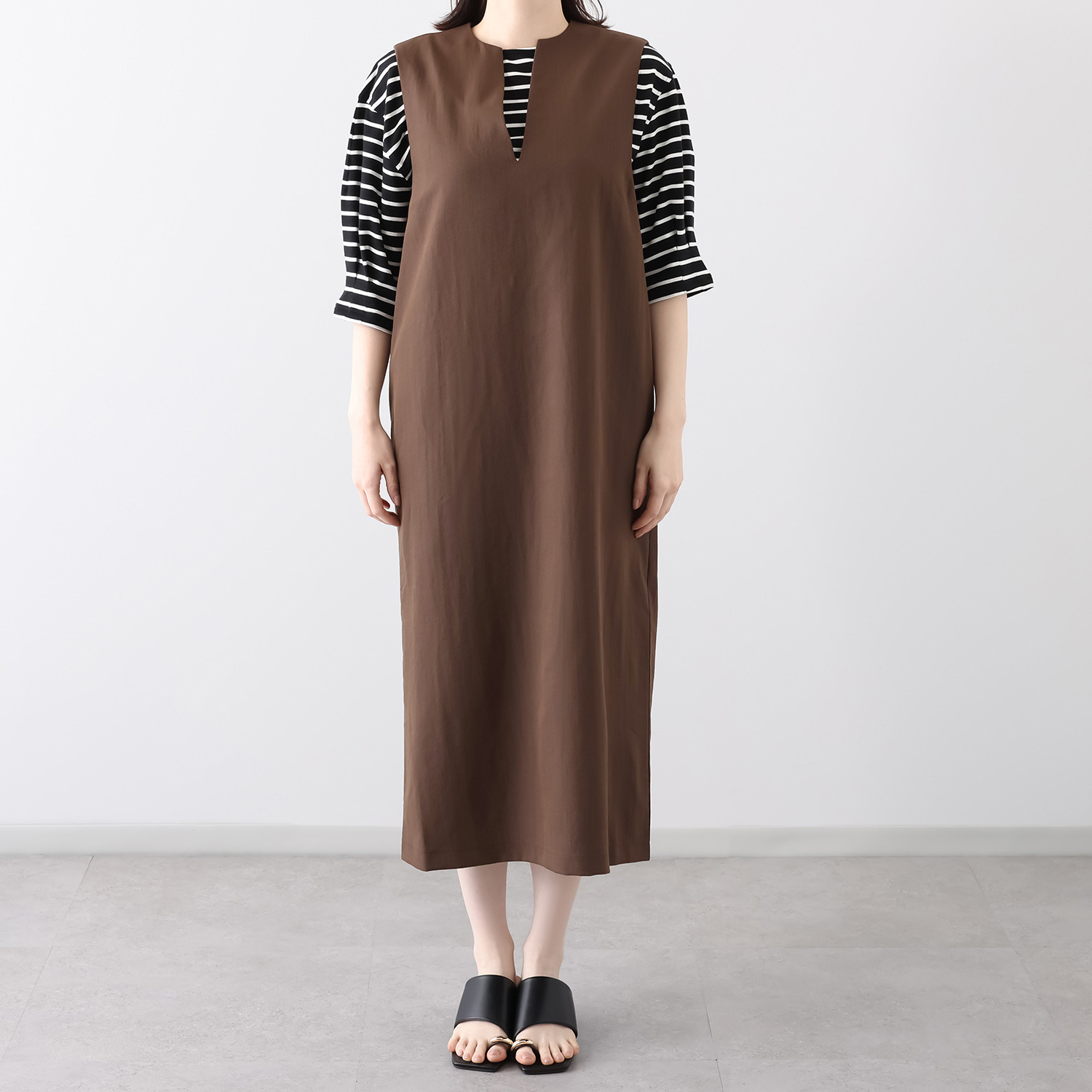 Ｋｕｎｎｙ． キーネック ジャンスカワンピース