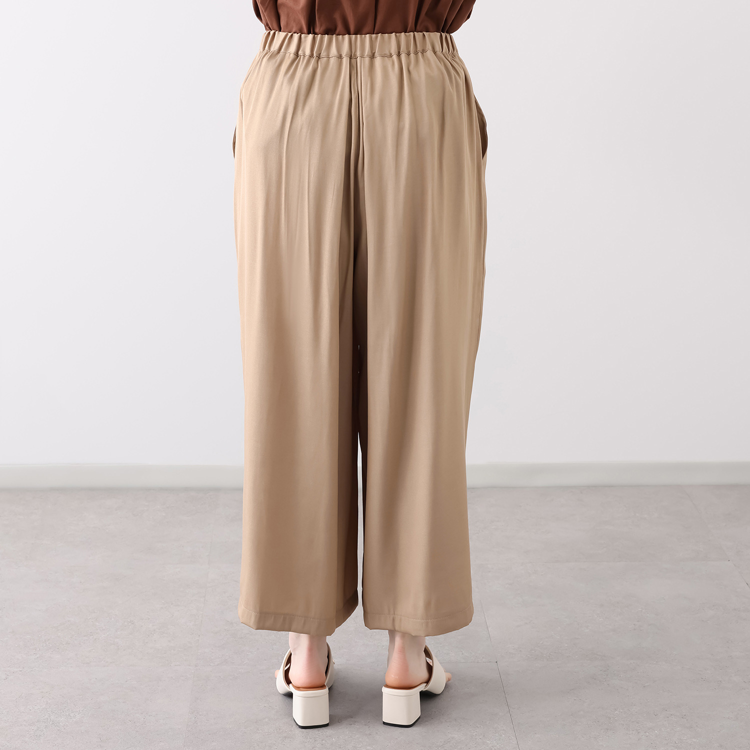 Ｋｕｎｎｙ． タック入り イージーパンツ