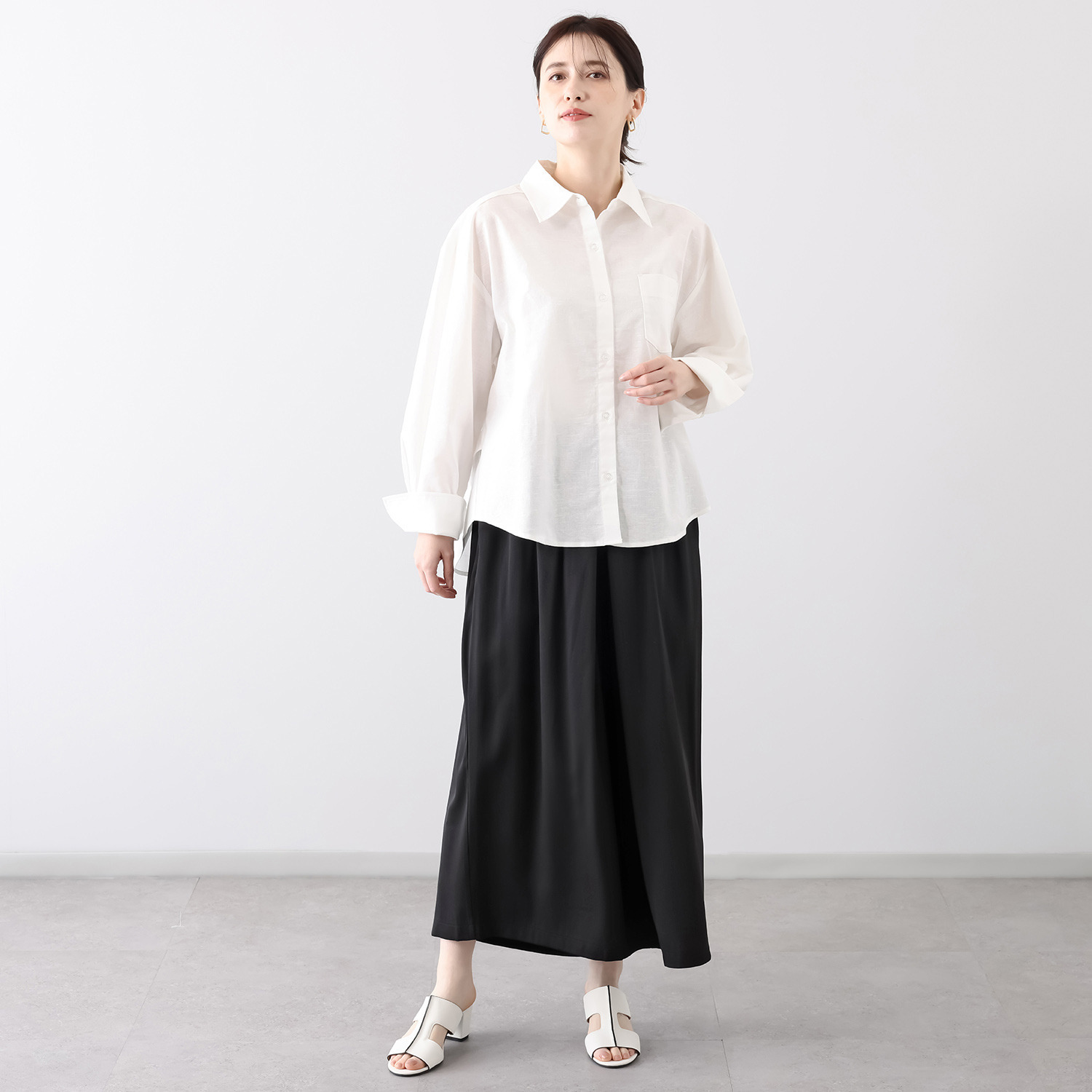 Ｋｕｎｎｙ． タック入り イージーパンツ