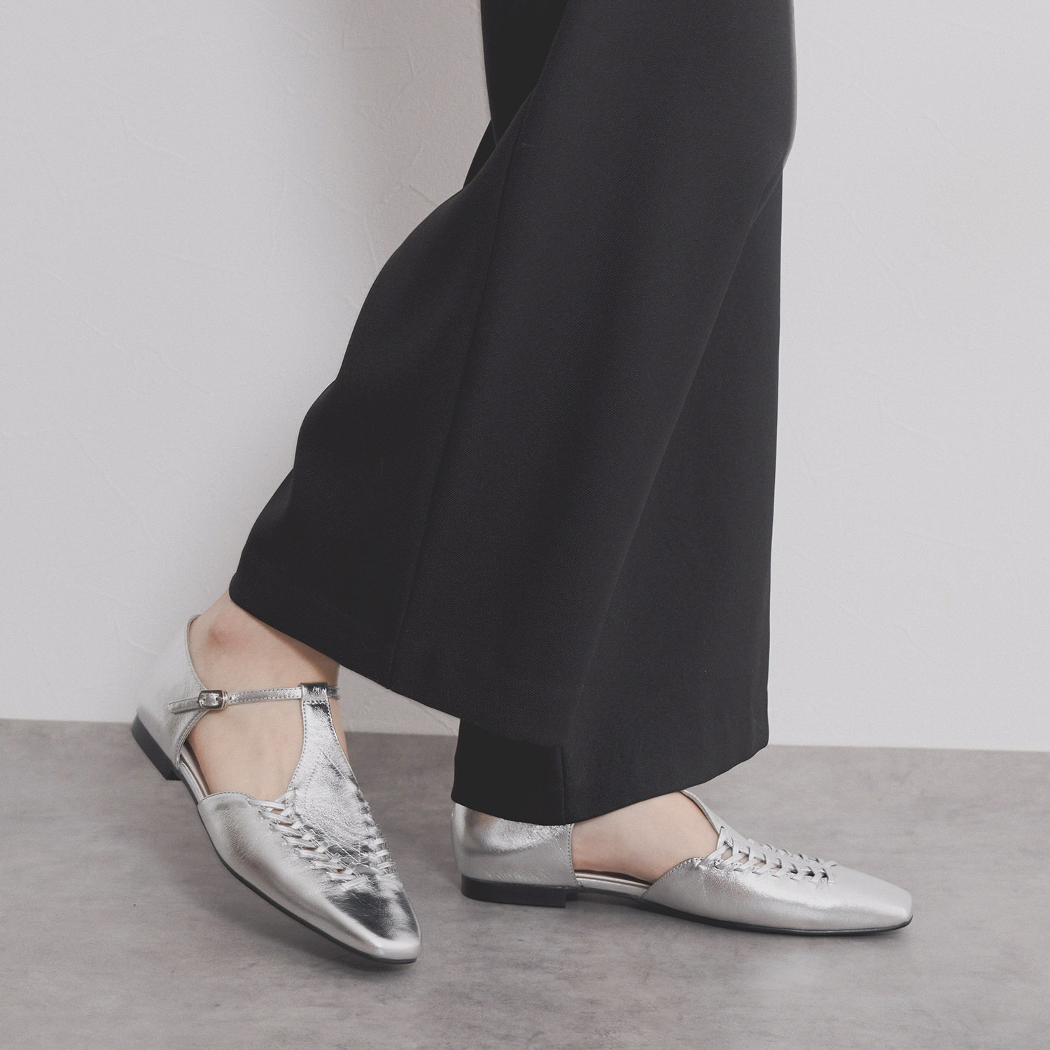 ニカル シープ 変形グルカパンプス