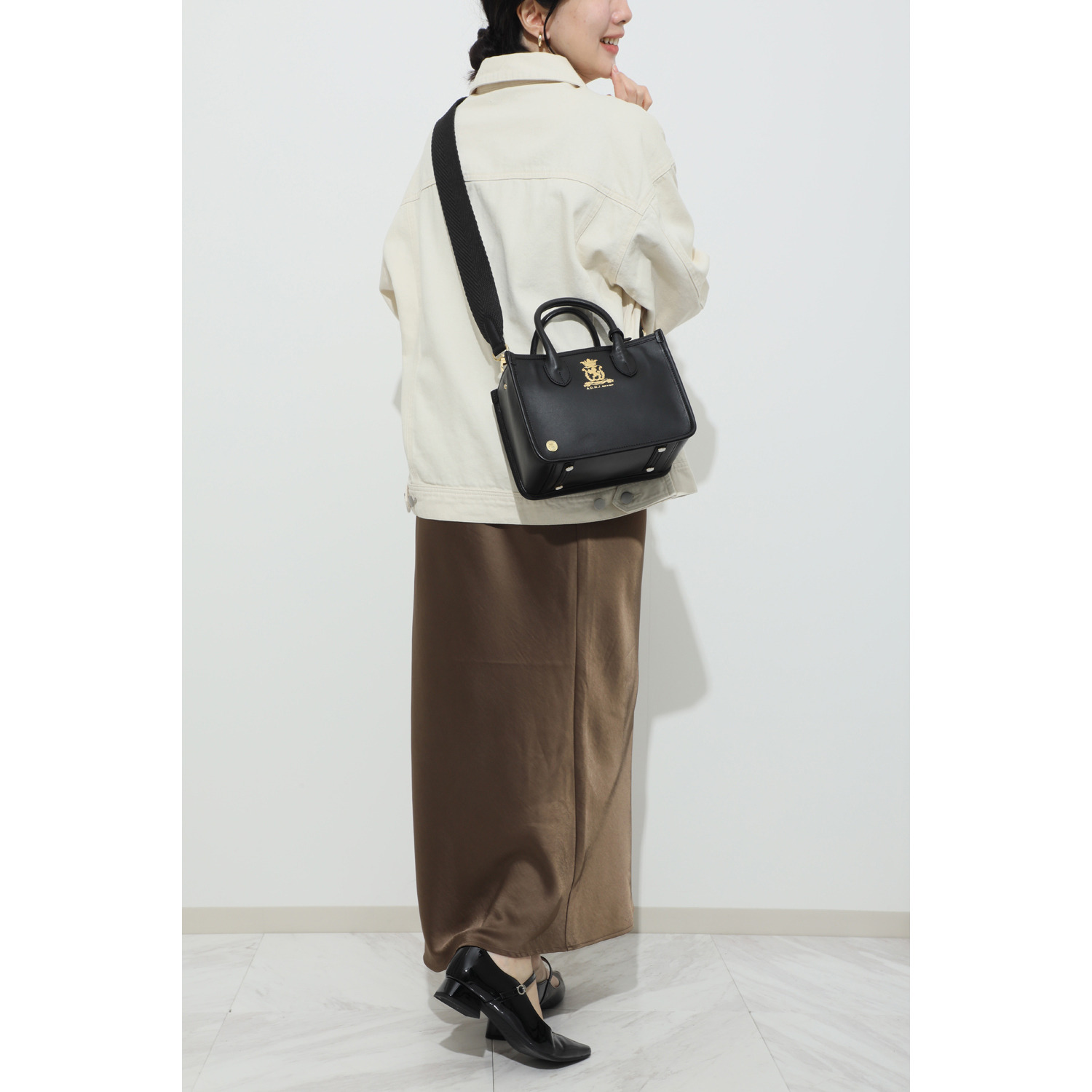 エーディーエムジェイ イタリアンカーフレザー ２ウェイトートバッグ