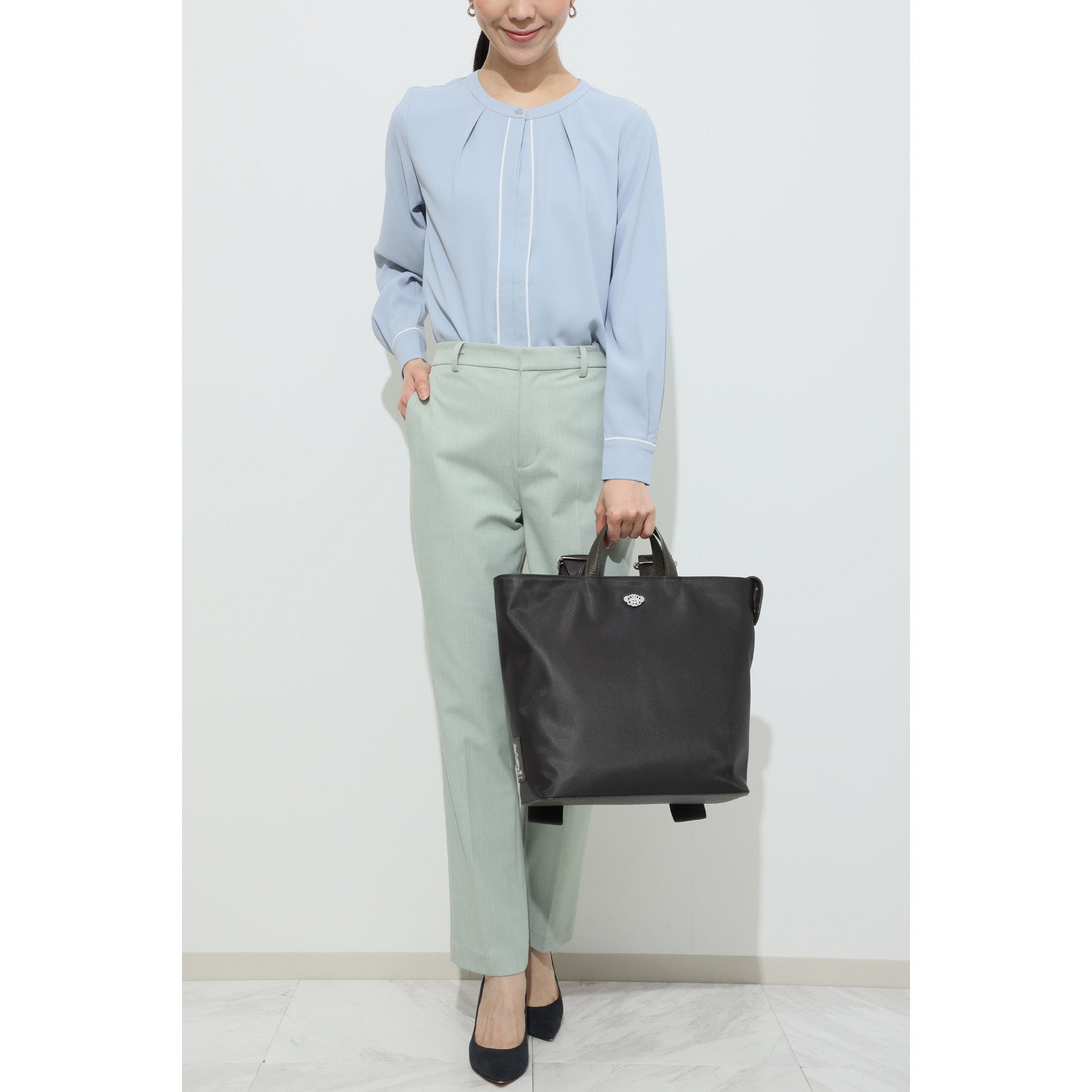 エーディーエムジェイ はっ水 ナイロンリュクス アールデコモティーフ バックパック