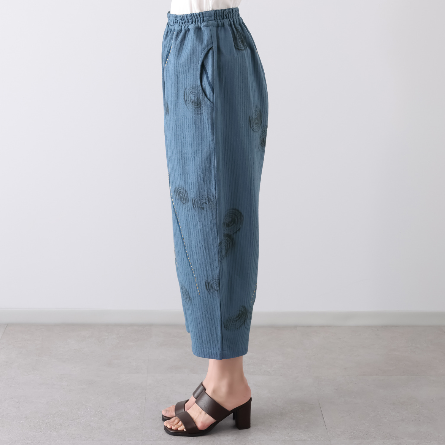 創作りょう うずまき柄 刺し子パンツ