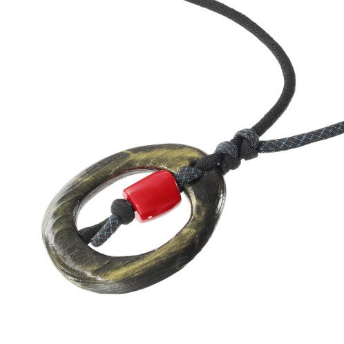 創作りょう 木のネックレス