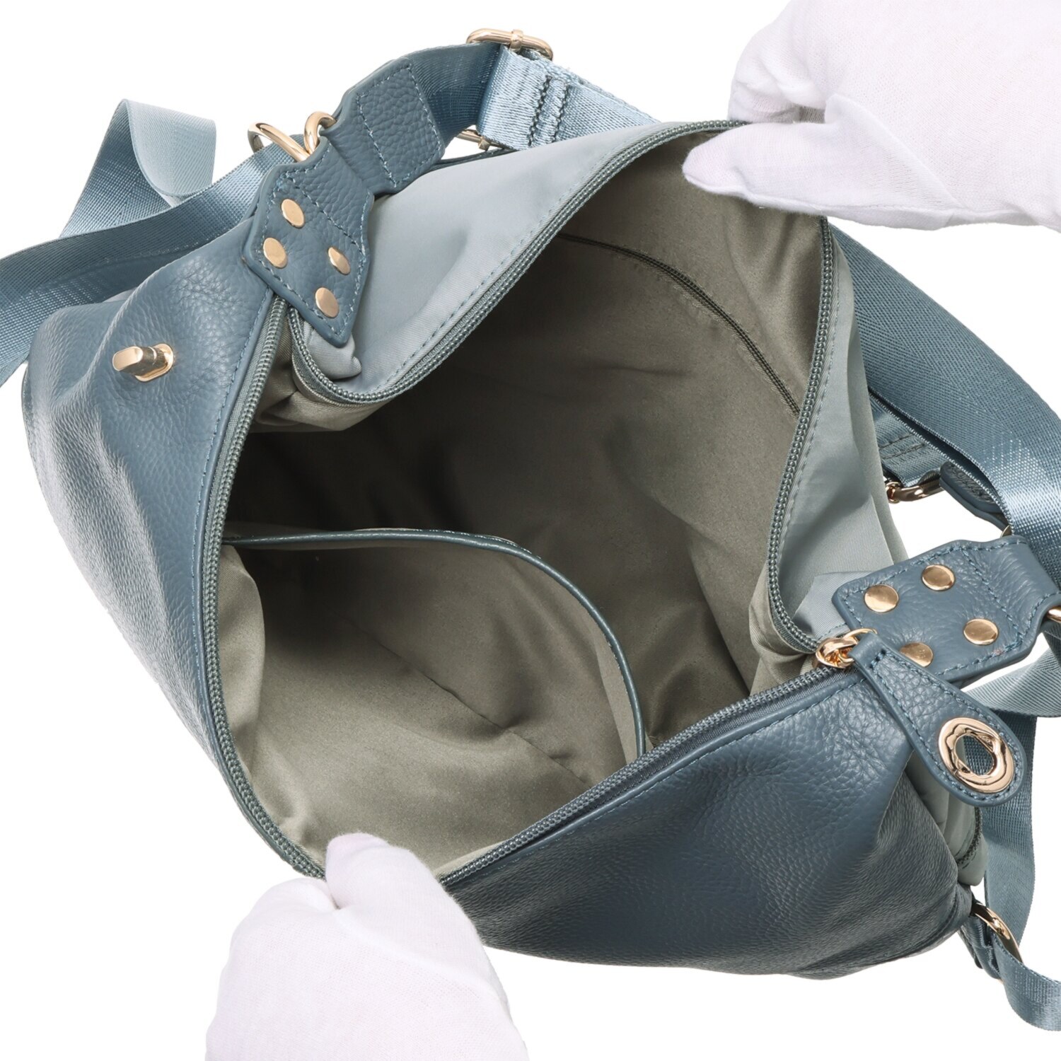 プラスステラ 牛革＆はっ水素材 前後どちらでも使える！ ２ウェイバッグ