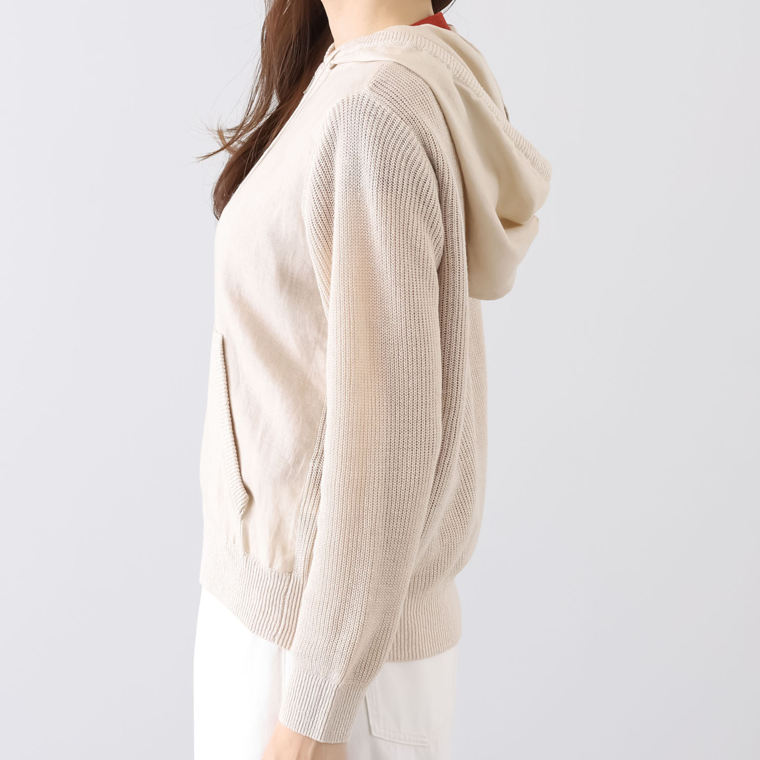 アズイズ　ビーマイセルフ バイ　ネイチャーズ リネン 布帛使い ニットパーカー