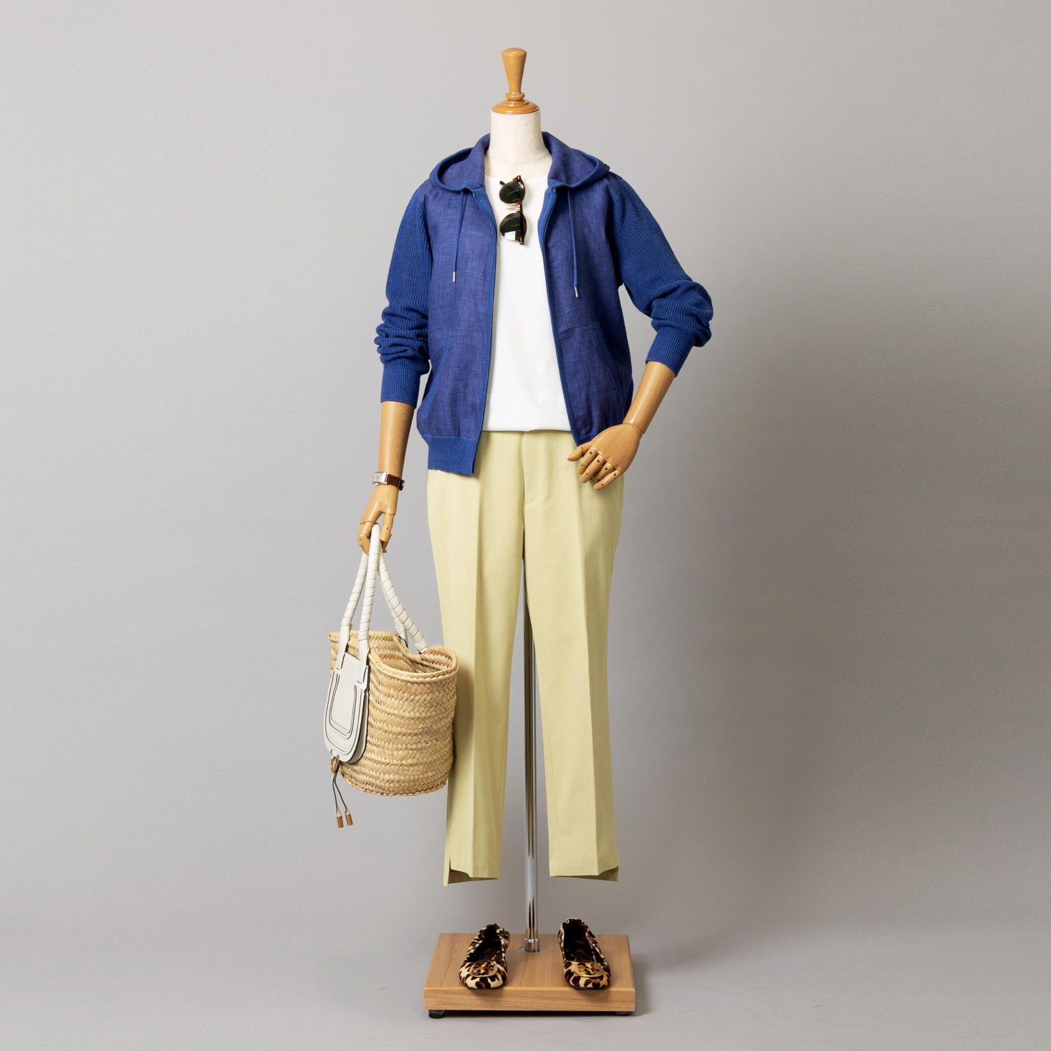 アズイズ　ビーマイセルフ バイ　ネイチャーズ リネン 布帛使い ニットパーカー