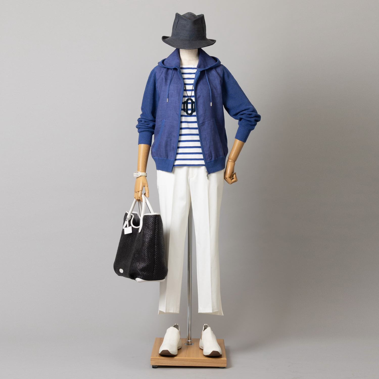 アズイズ　ビーマイセルフ バイ　ネイチャーズ リネン 布帛使い ニットパーカー