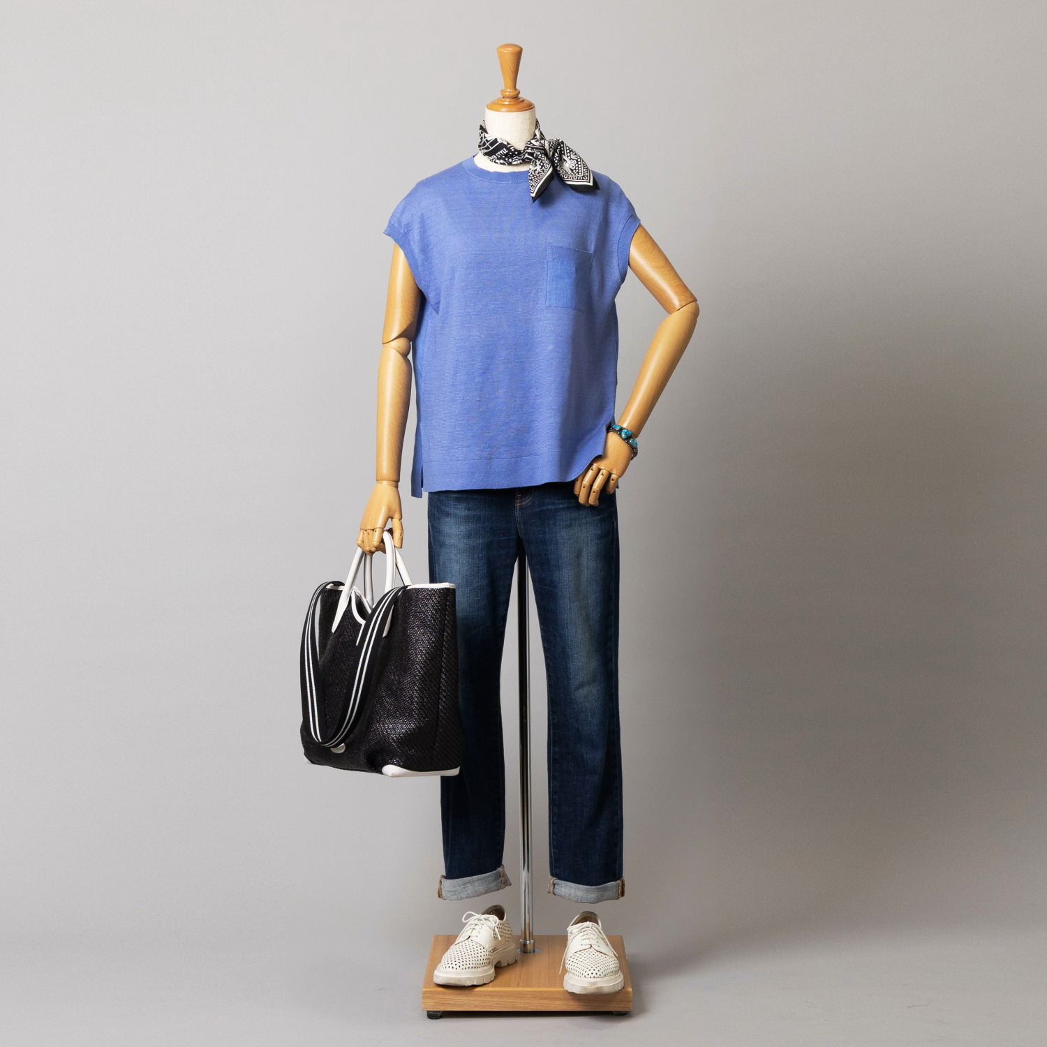 アズイズ　ビーマイセルフ バイ　ネイチャーズ リネン 布帛使い フレンチスリーブ プルオーバー