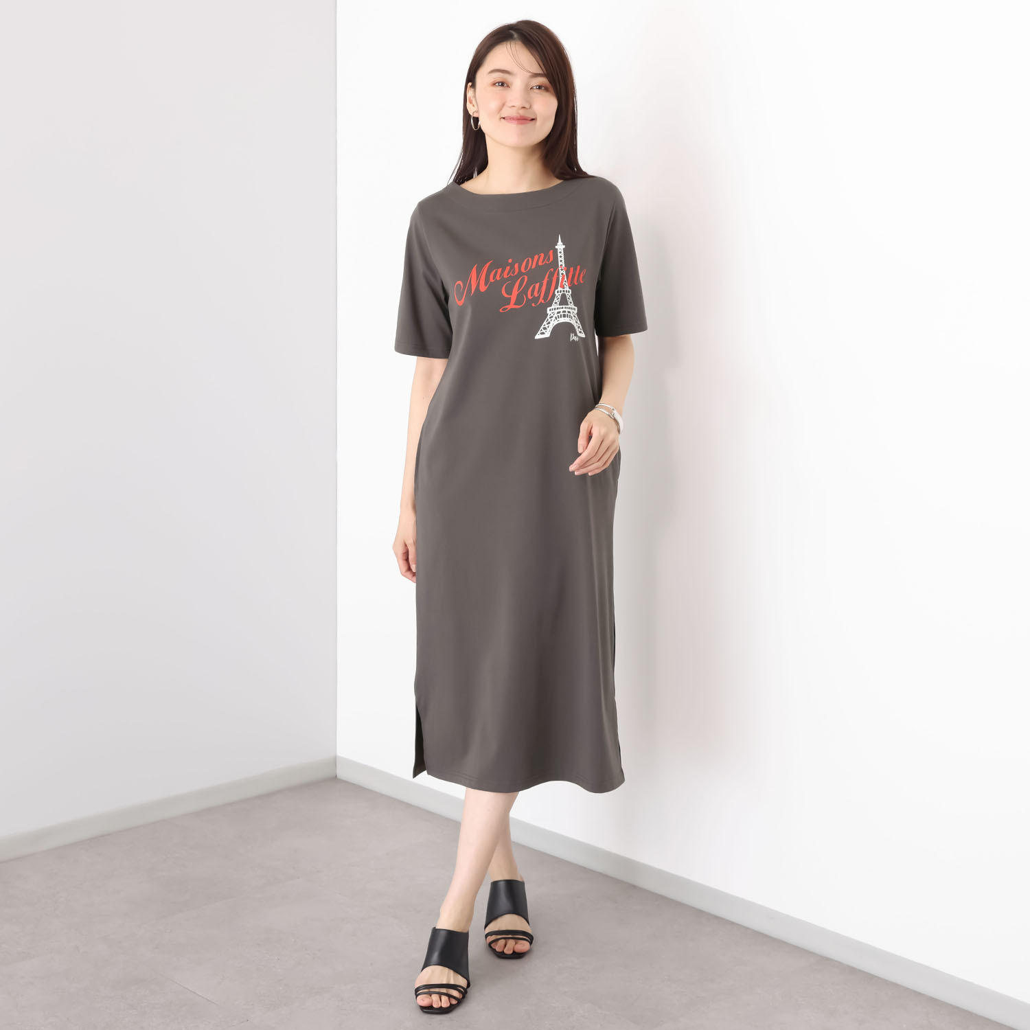 メゾンラフィット はっ水・ＵＶカット サインアートグラフィック 半袖ワンピース