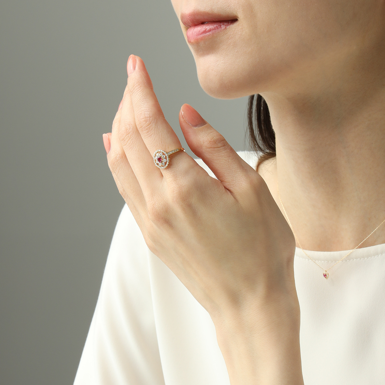 ルビー＆ ダイヤモンド フラワーモティーフ リング