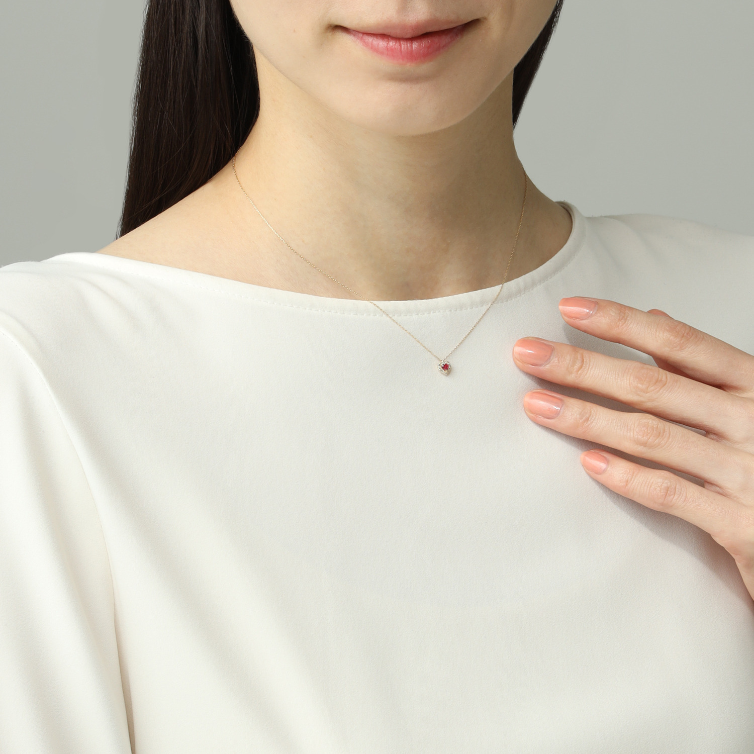 ルビー＆ ダイヤモンド ハートモティーフ 取り巻きネックレス