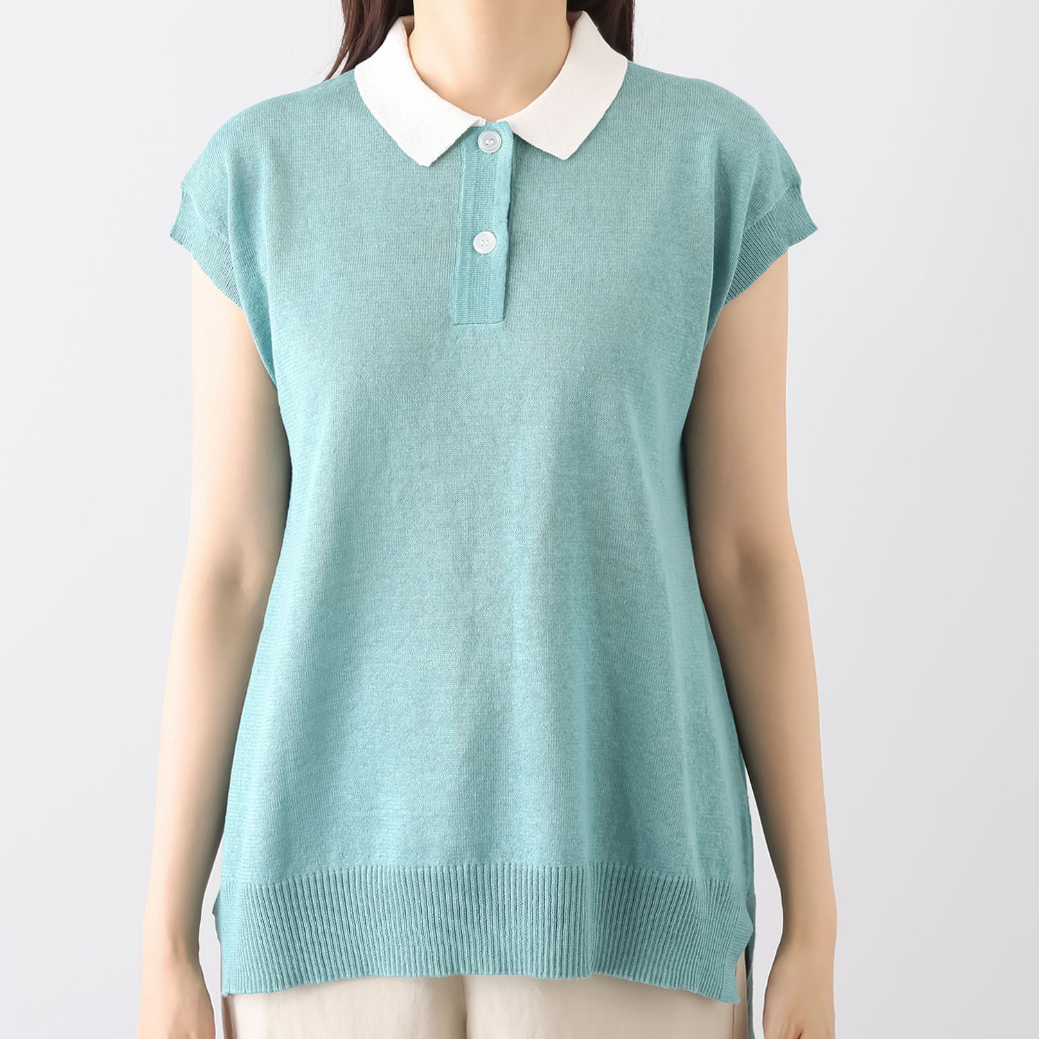 スピンブルー イタリア・ リニフィッチオ社製 蘇った奇跡のリネン 配色襟 ニットプルオーバー